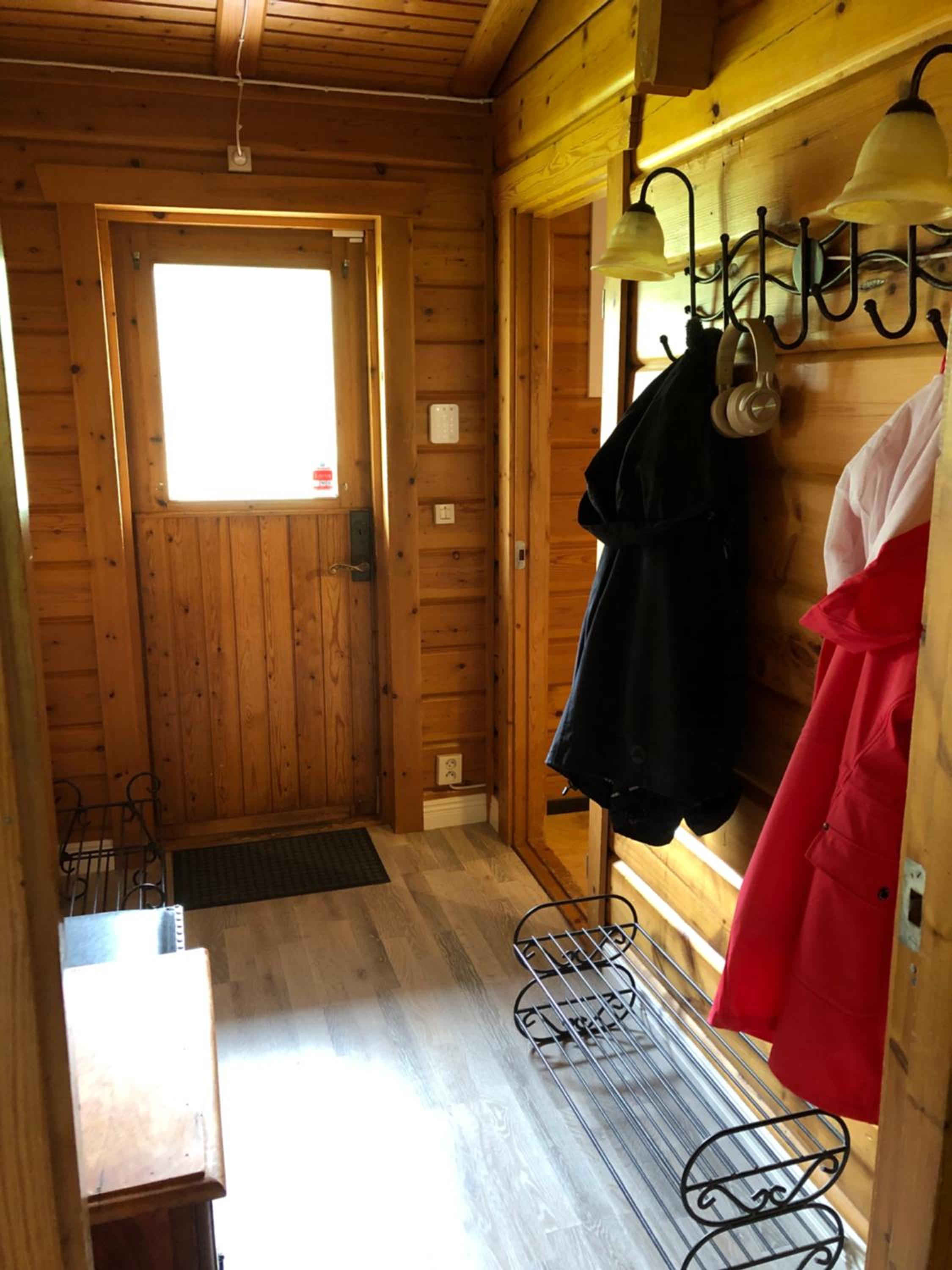 Photo 8