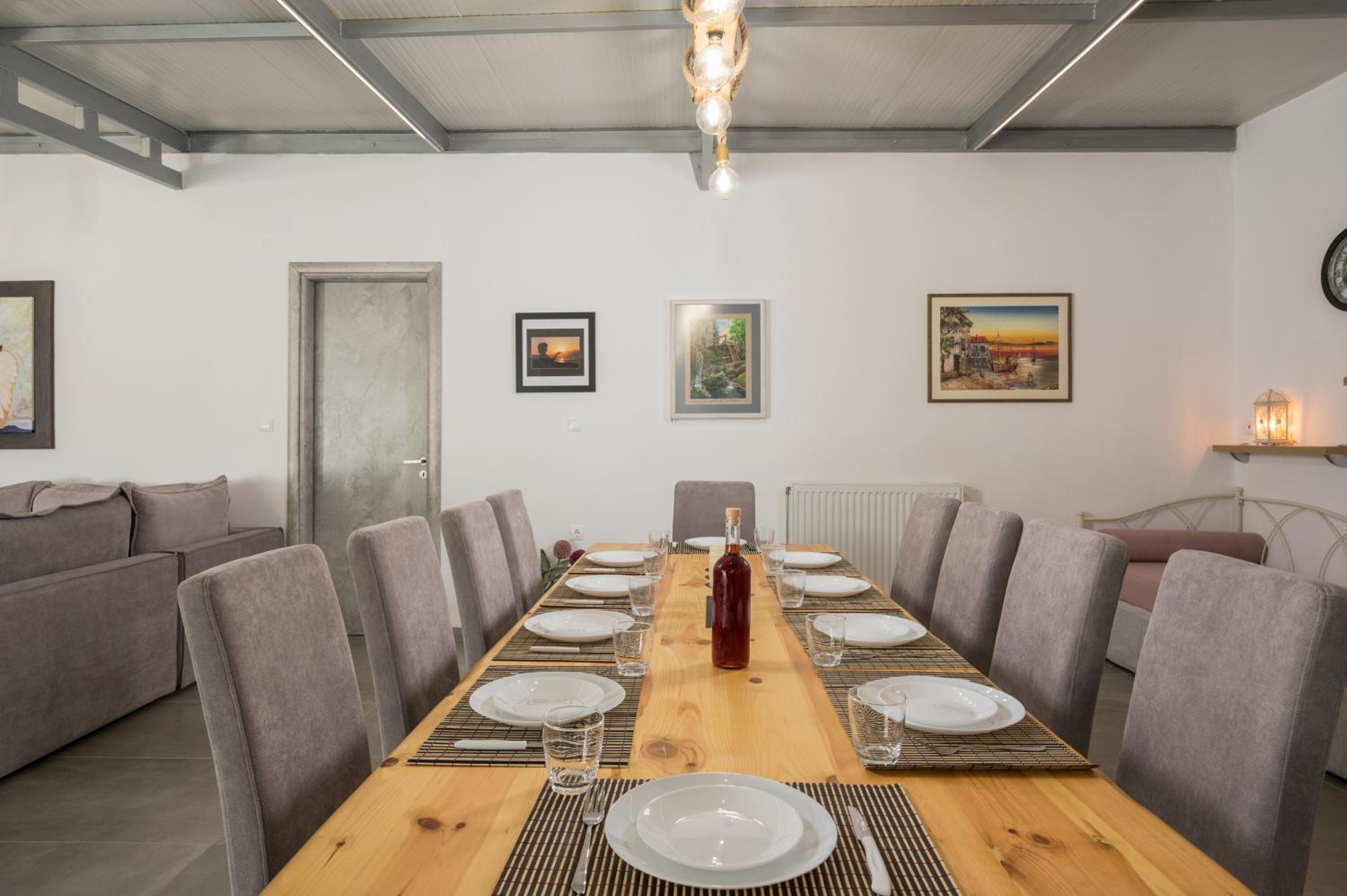 Villa Alitocatos en Drapaniás — dining