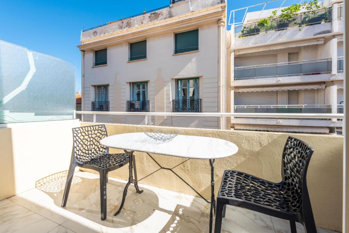 CMG - Grand studio - 50m plage Cannes - terrasse vue mer photo 2