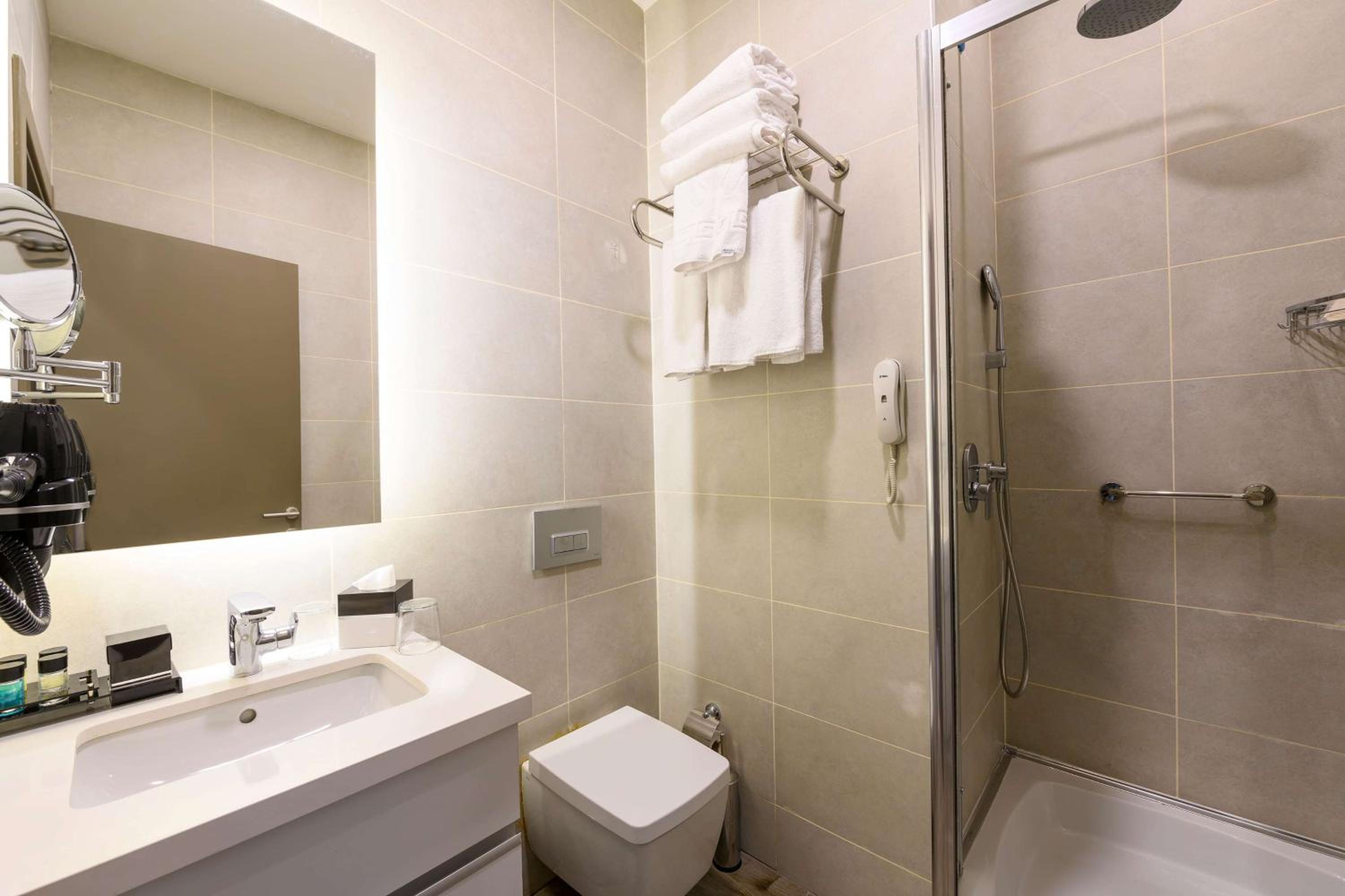 La Quinta by Wyndham İstanbul Güneşli - Image 91