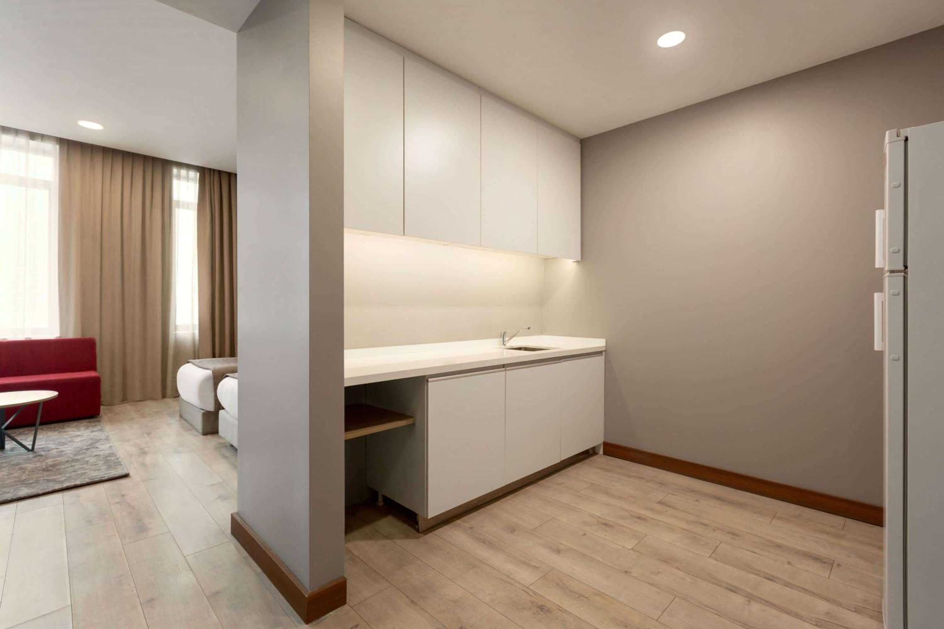 La Quinta by Wyndham İstanbul Güneşli - Image 53