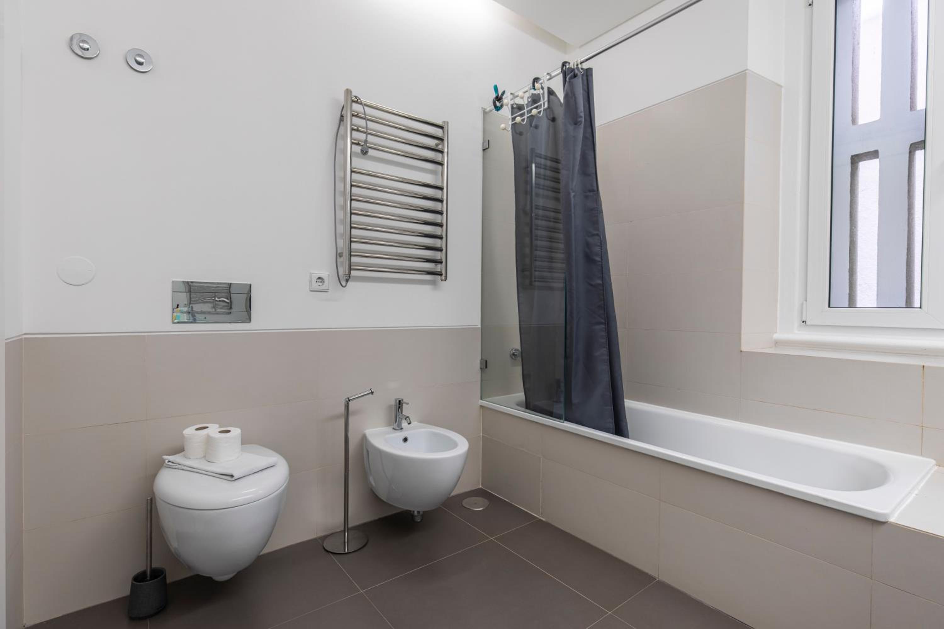 32 -Lovely 2 bedroom Apt in Principe Real view 5