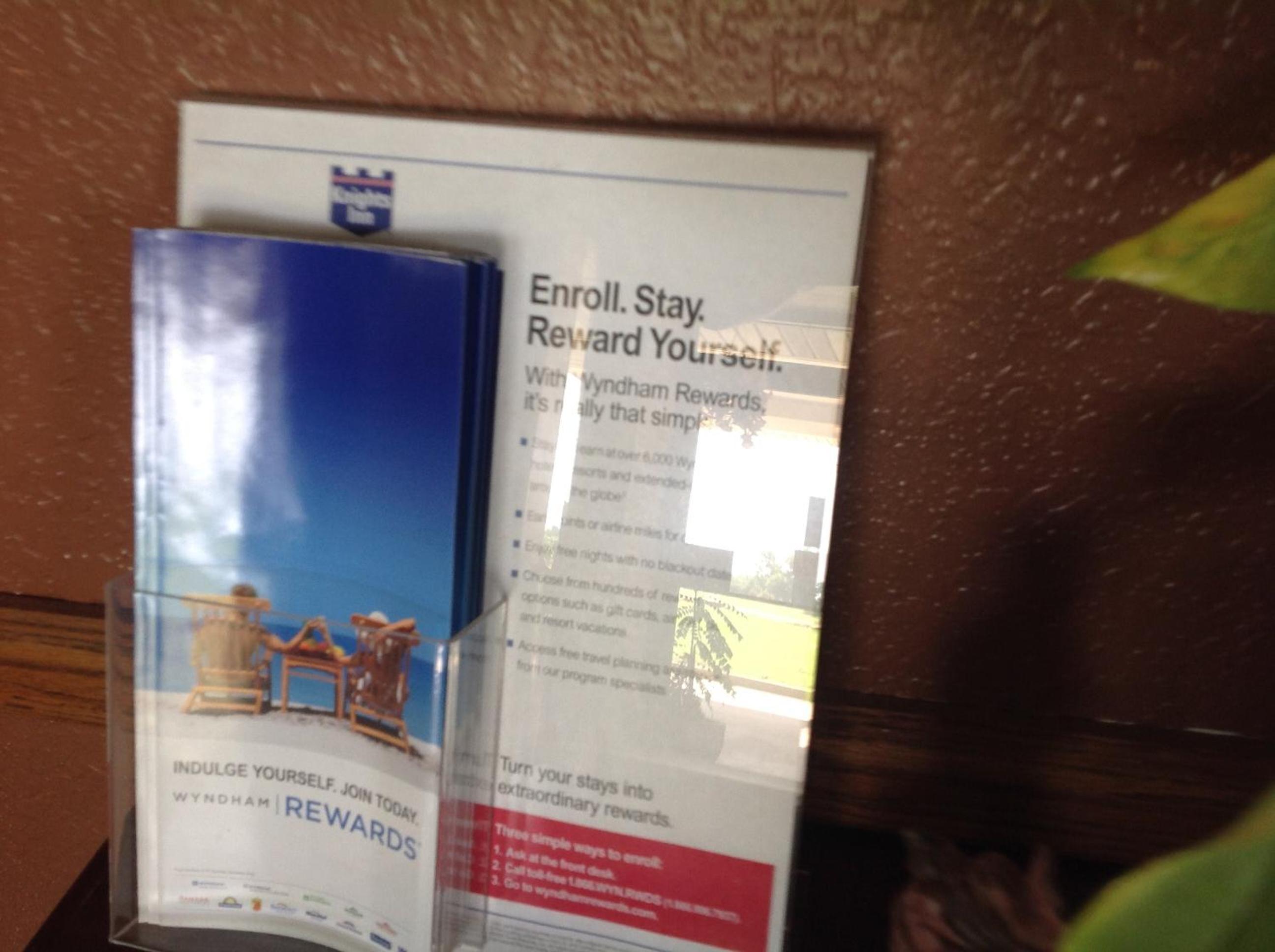 Muskogee Vacations - Knights Inn Muskogee - Property Image 2