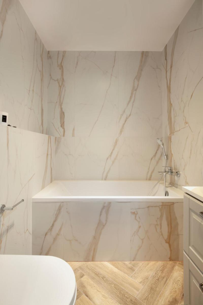Elite Apartments Old Town Center Premium view 3