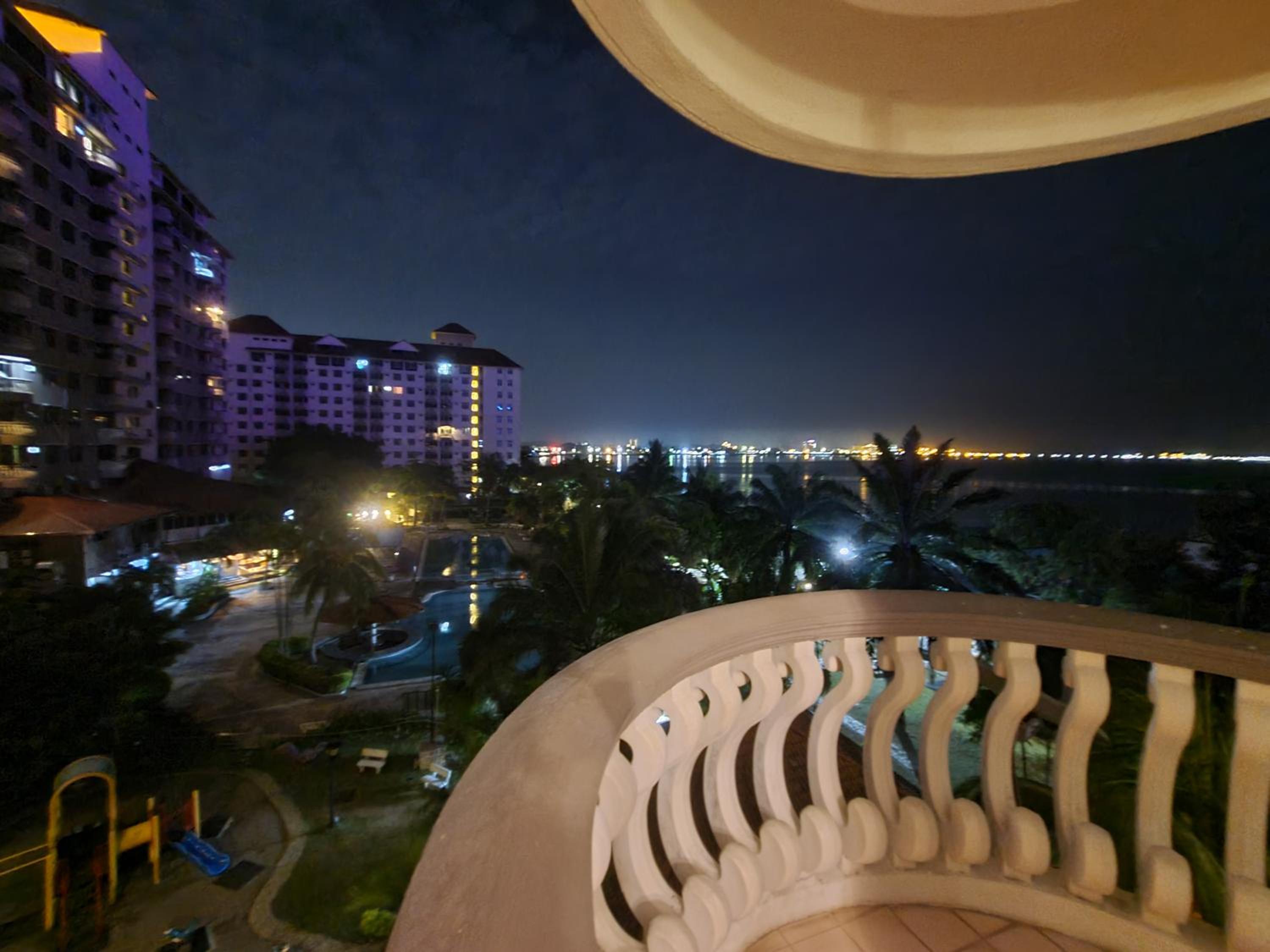 Glory Beach Resort Seaview Private 2BR photo 4