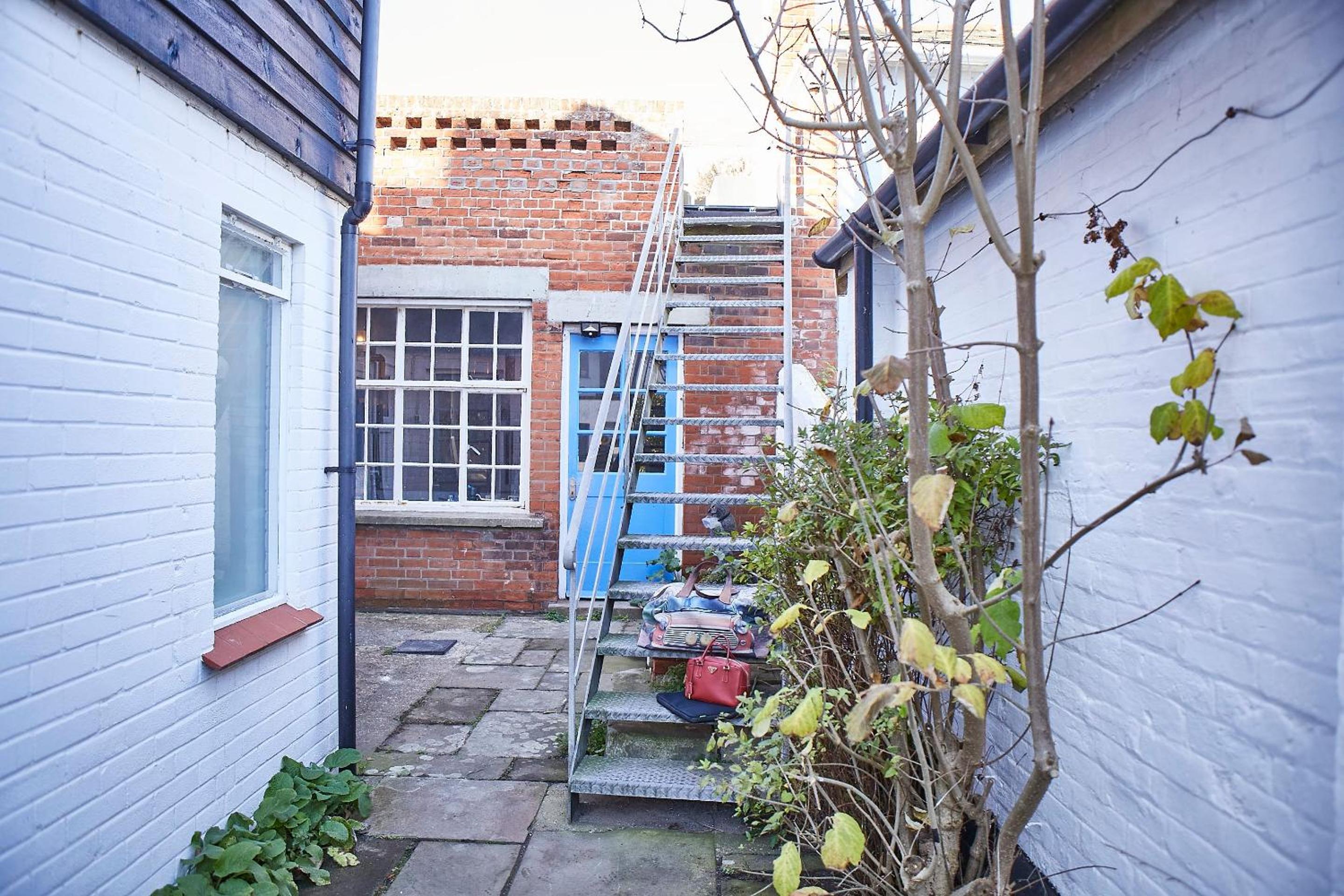 Photo 13