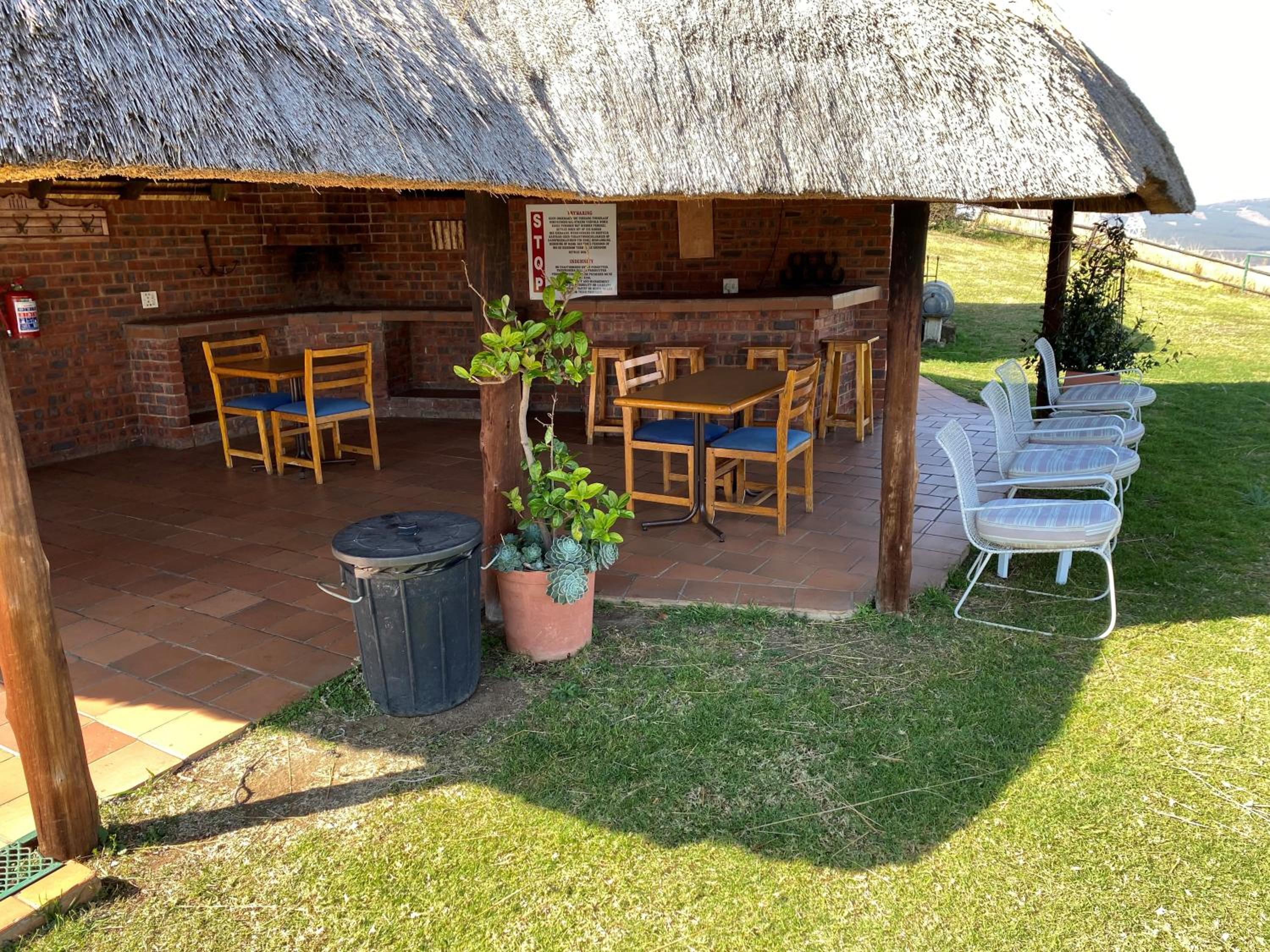 Graceland Self-Catering Cottages view 4