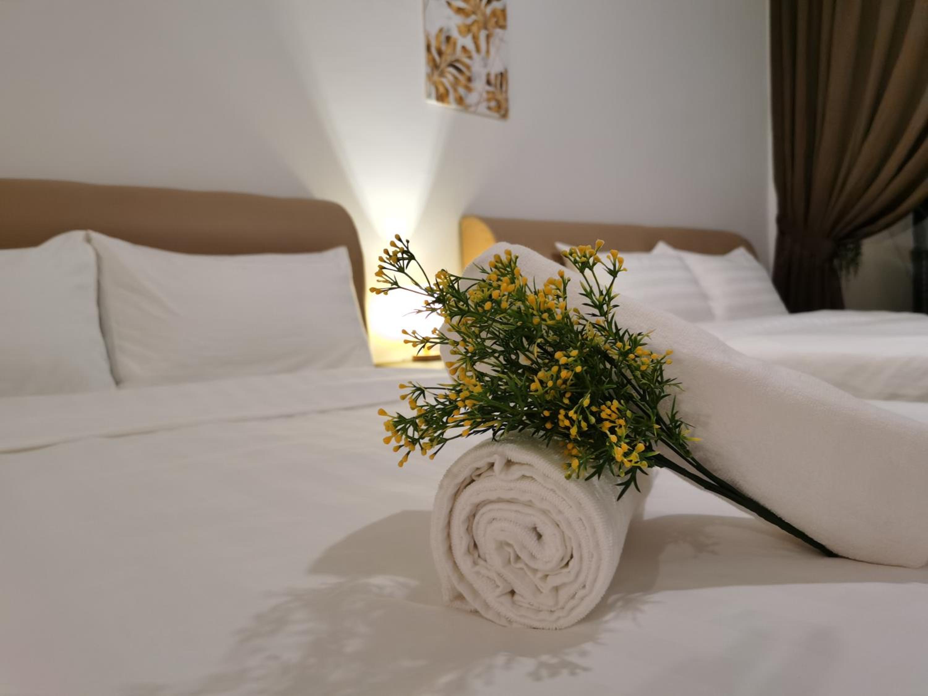 Landmark Million Dollar King Suite #Netflix#500mbps WiFi photo 2