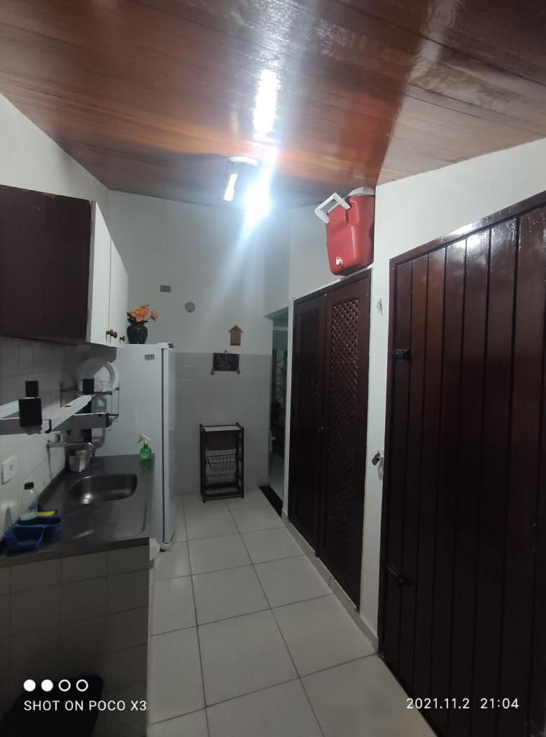Casa de condomínio para 6 pessoas, tudo a pé, perto do centro e piscinas naturais