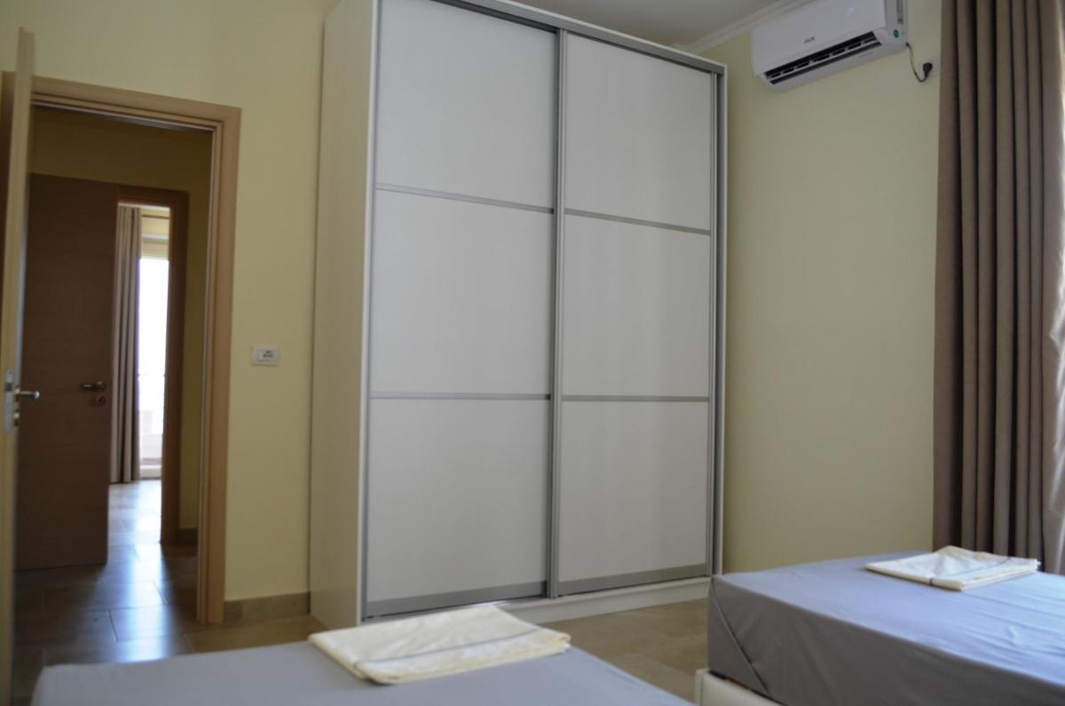 Vincent Apartment