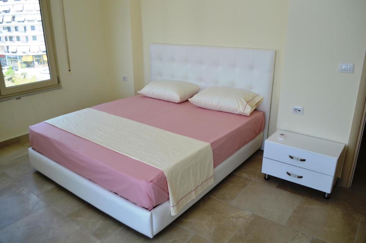 Vincent Apartment