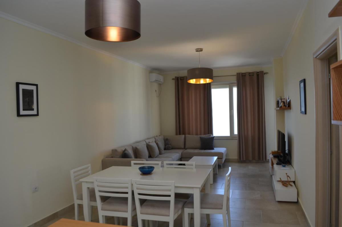 Vincent Apartment