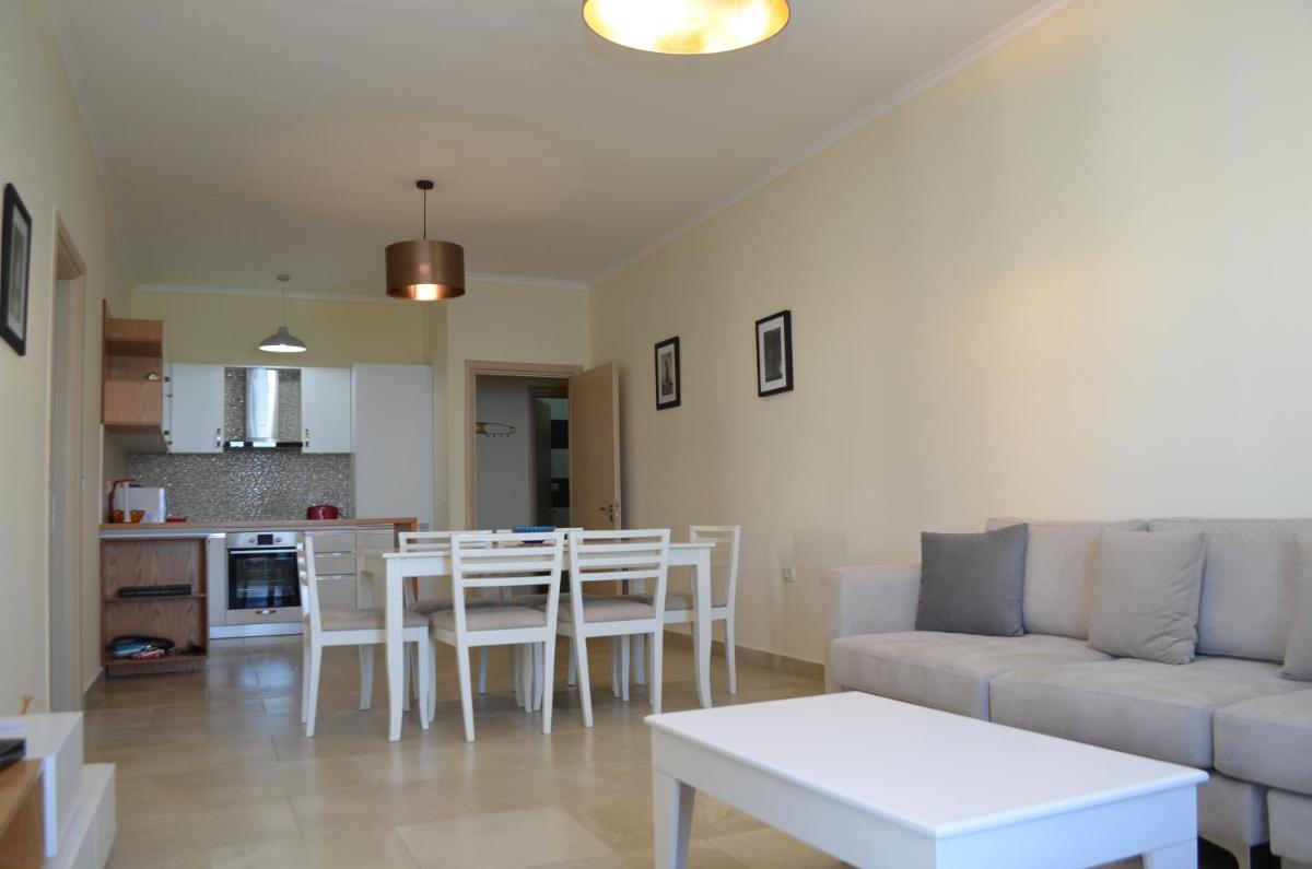 Vincent Apartment