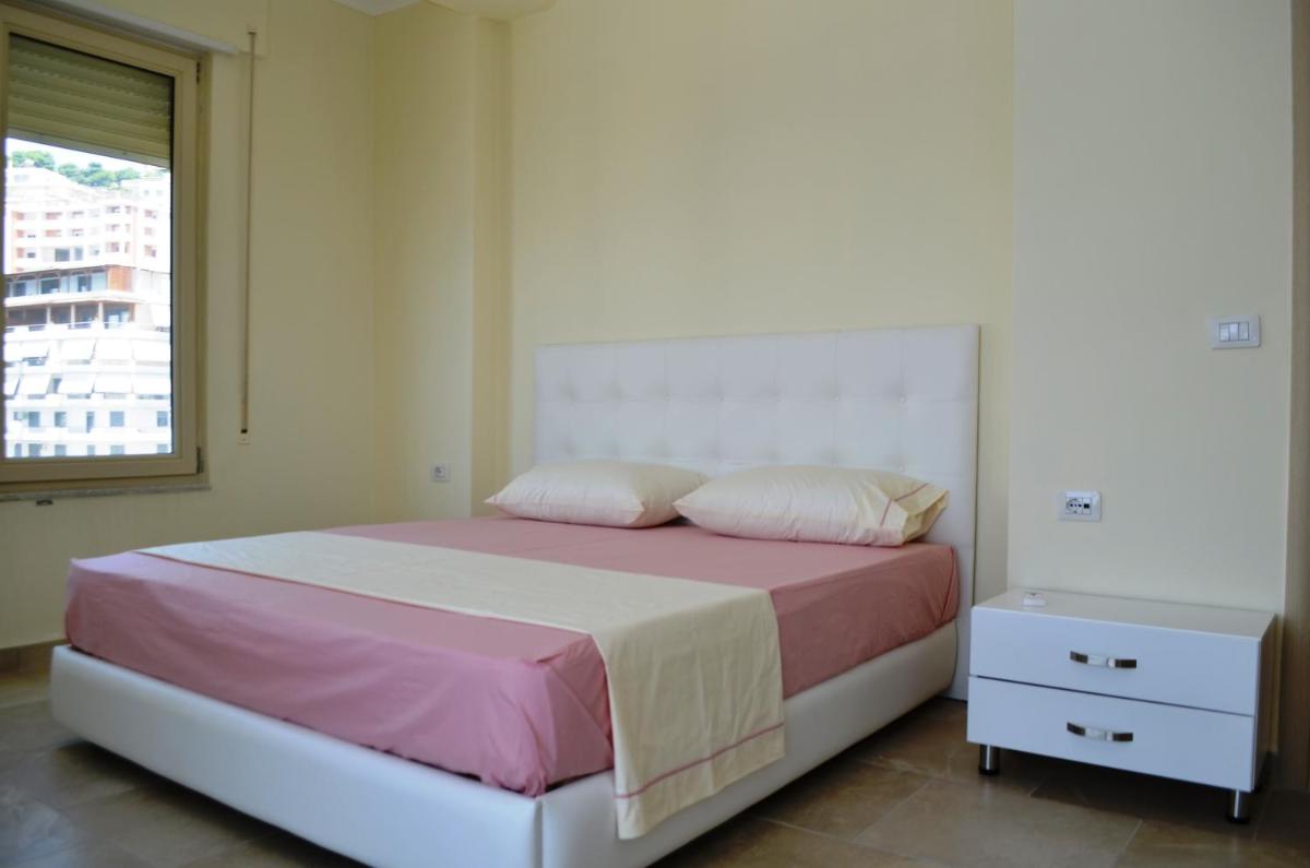 Vincent Apartment