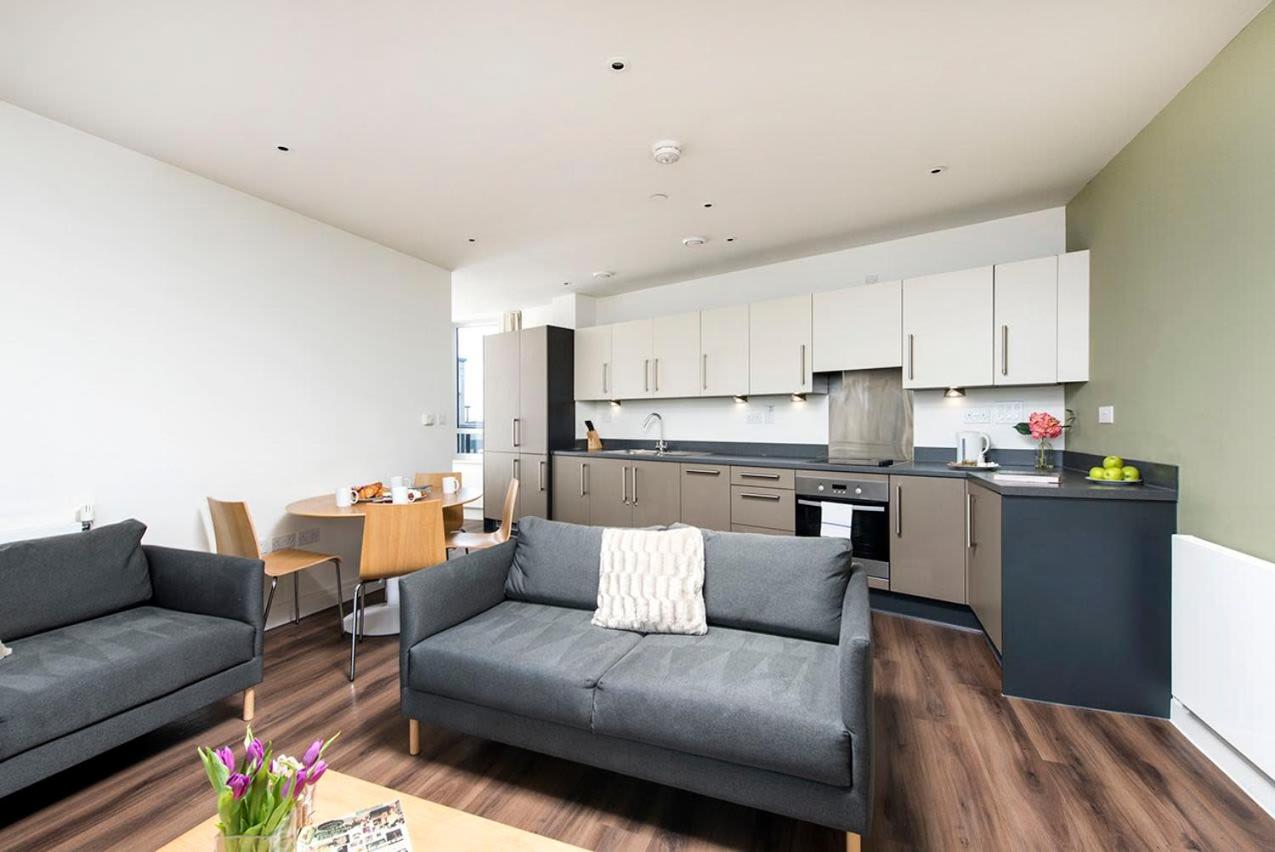Two bedroom apartments close to Heathrow