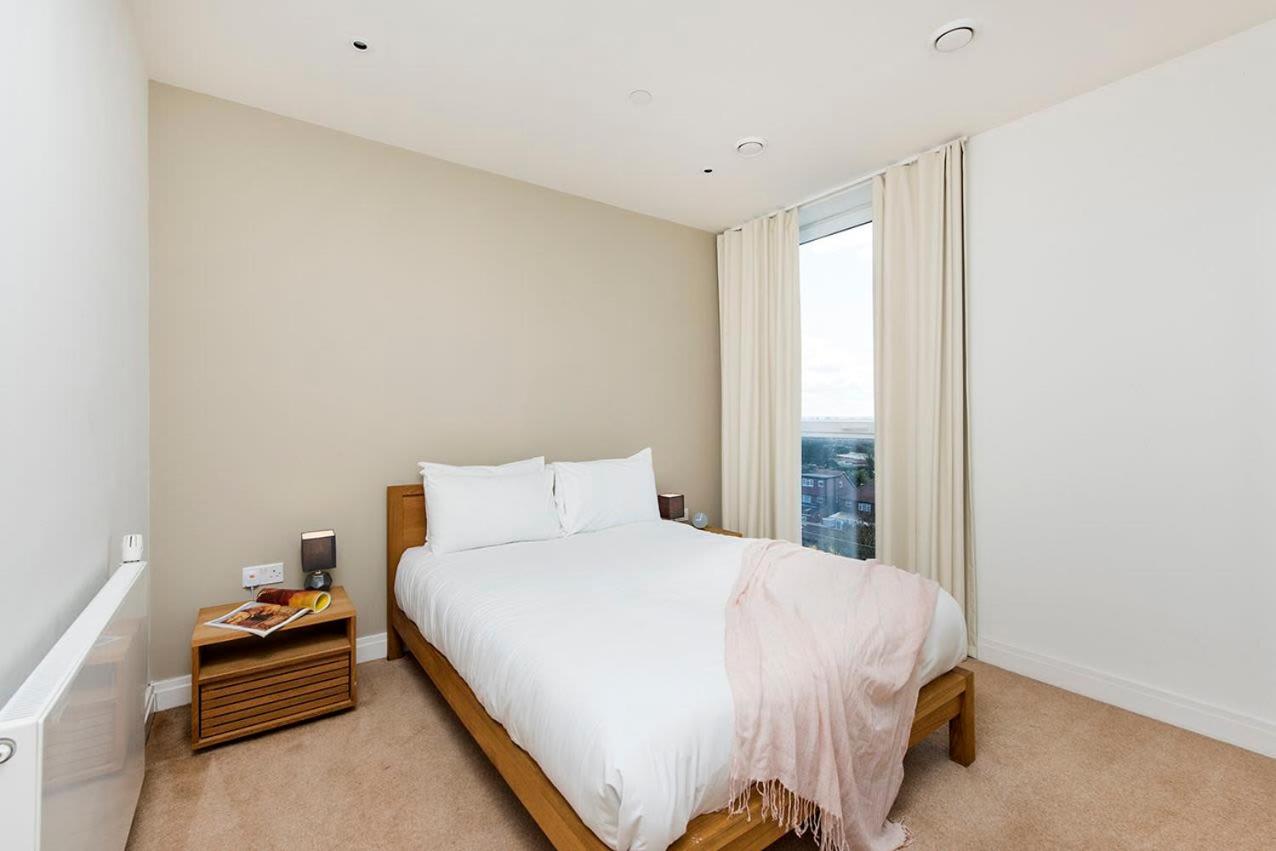 Two bedroom apartments close to Heathrow