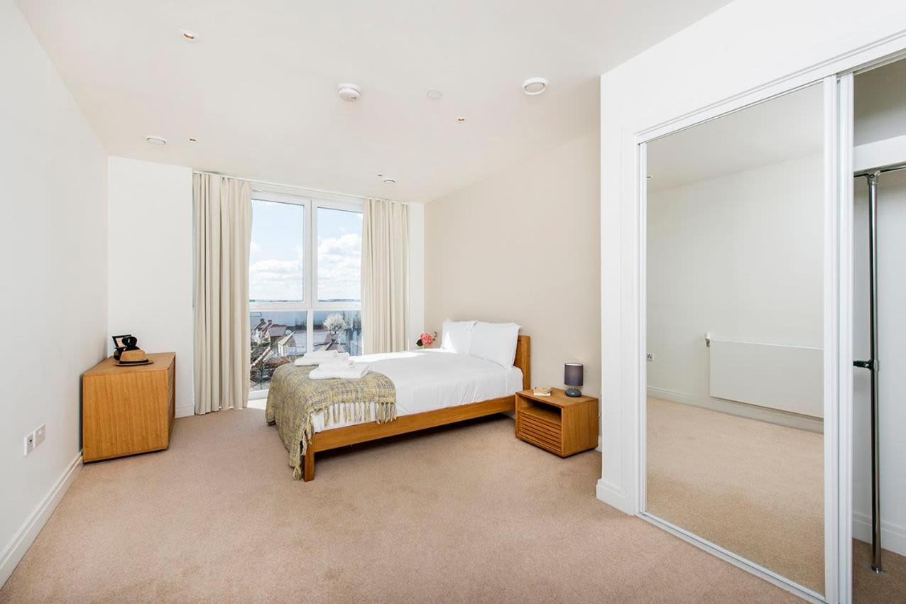 Two bedroom apartments close to Heathrow