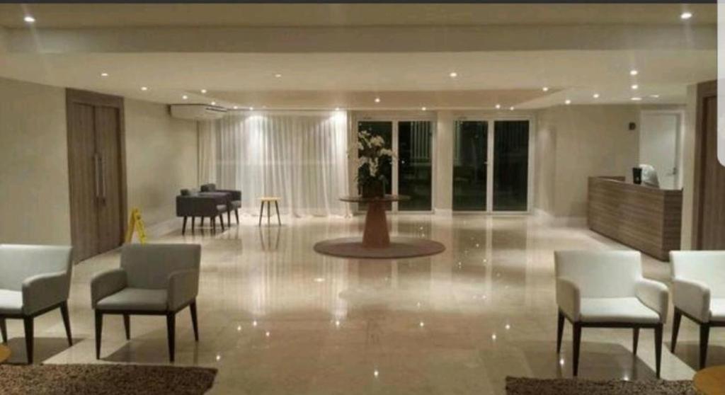 VG FUN-OCEAN VIEW BEACH FRONT APARTMENT-Fortaleza