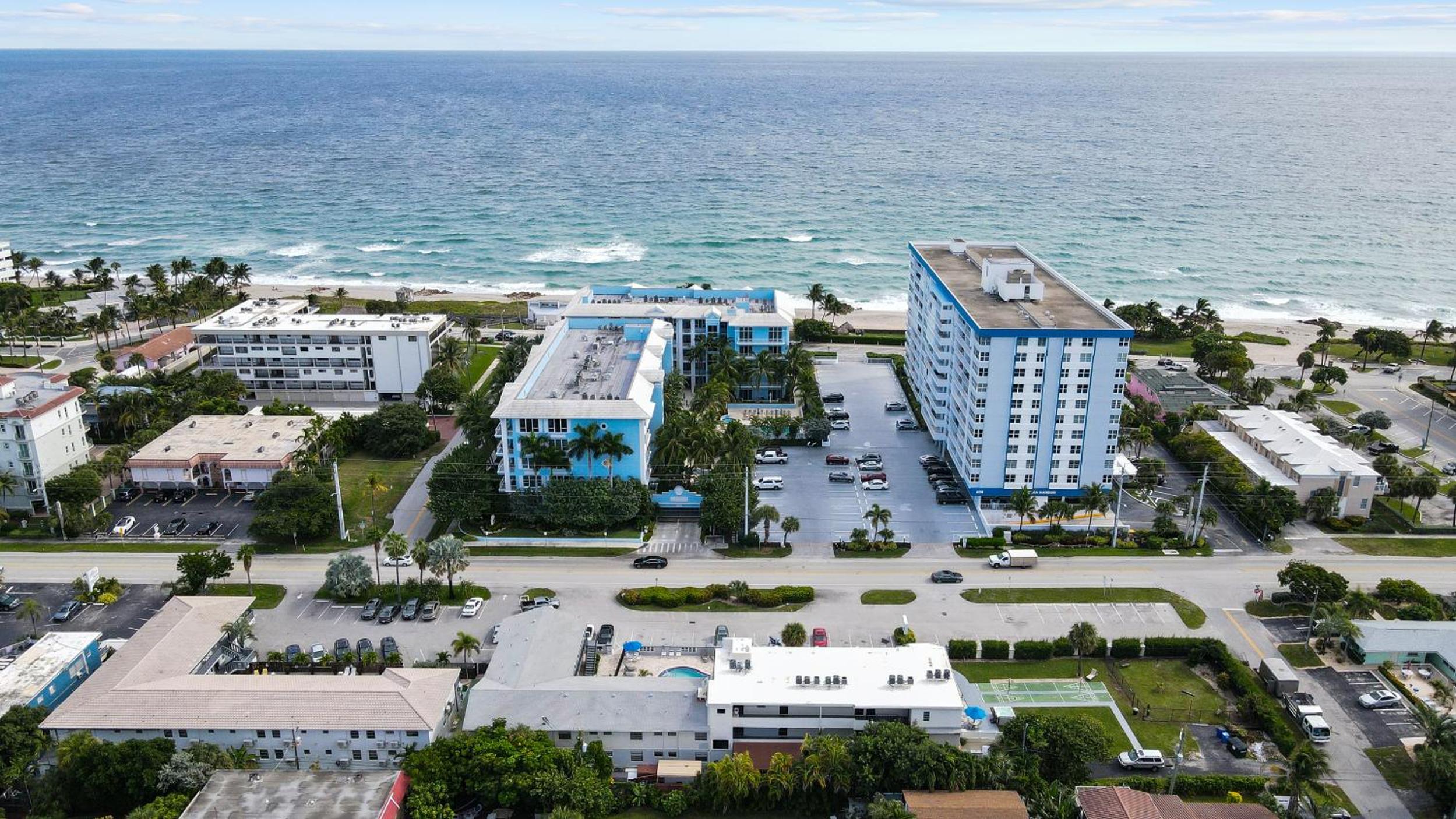 OCEANS 735 of DEERFIELD BEACH