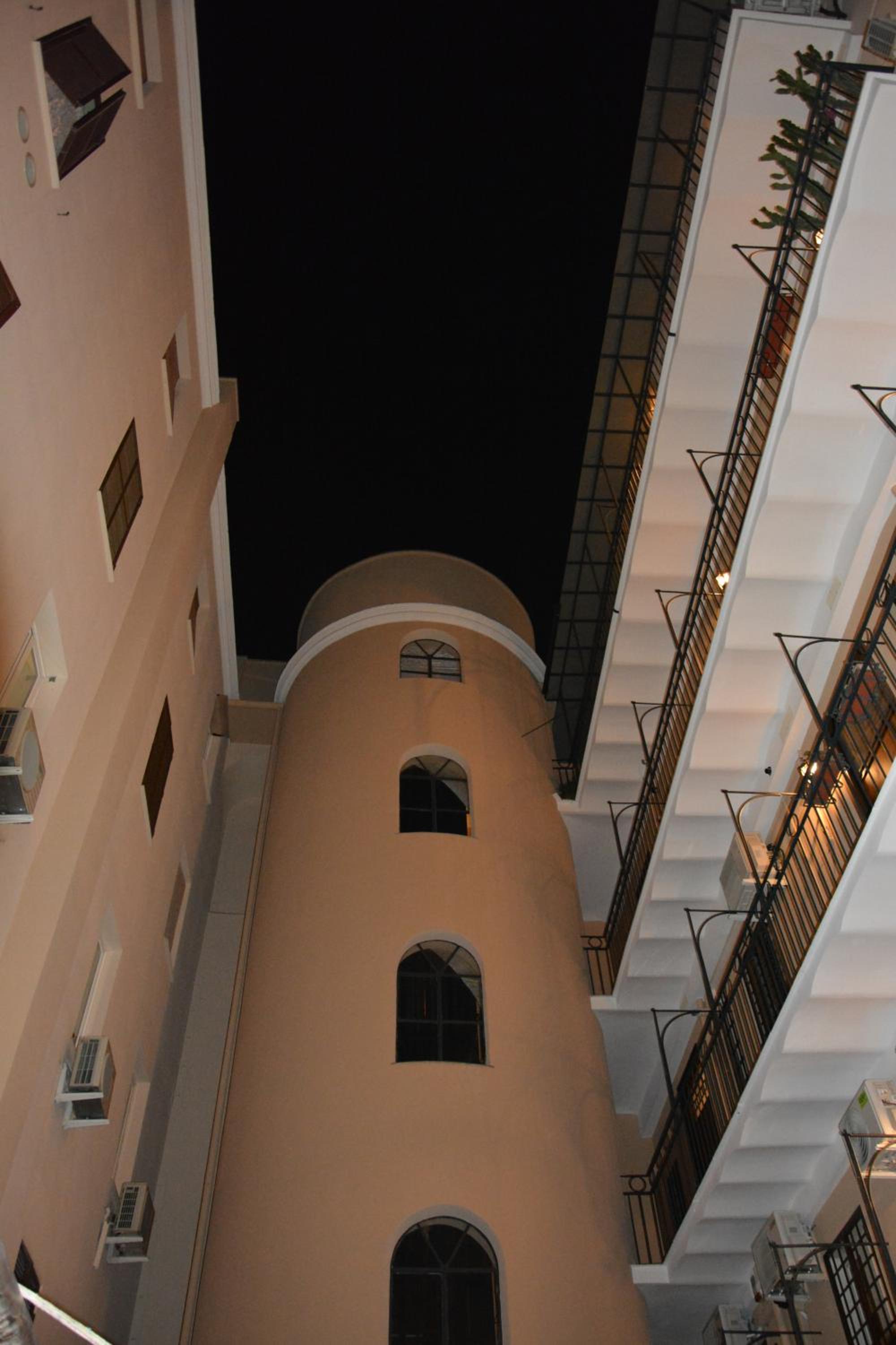 MiRhome Apartment