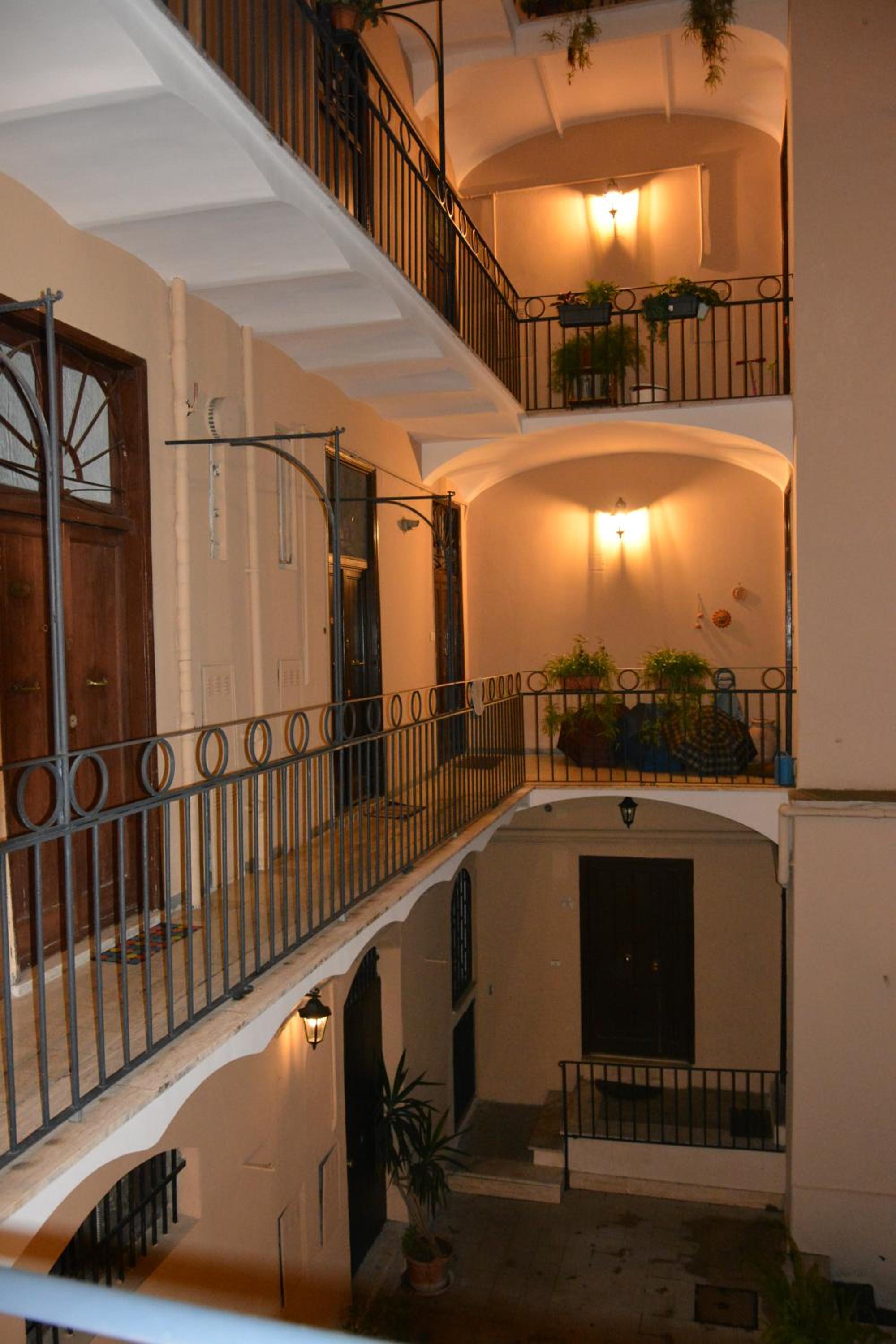 MiRhome Apartment