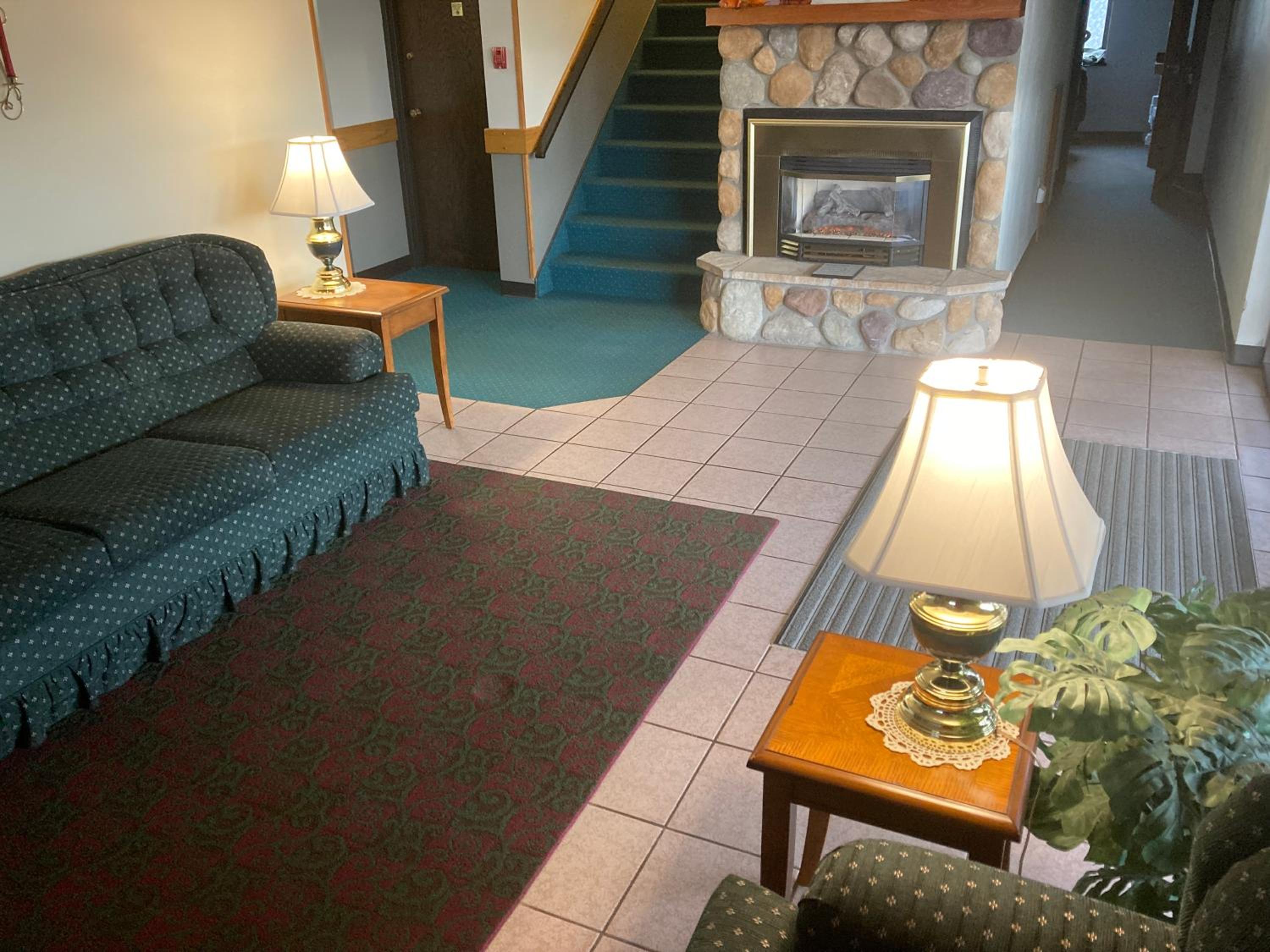 Landmark Motel view 3