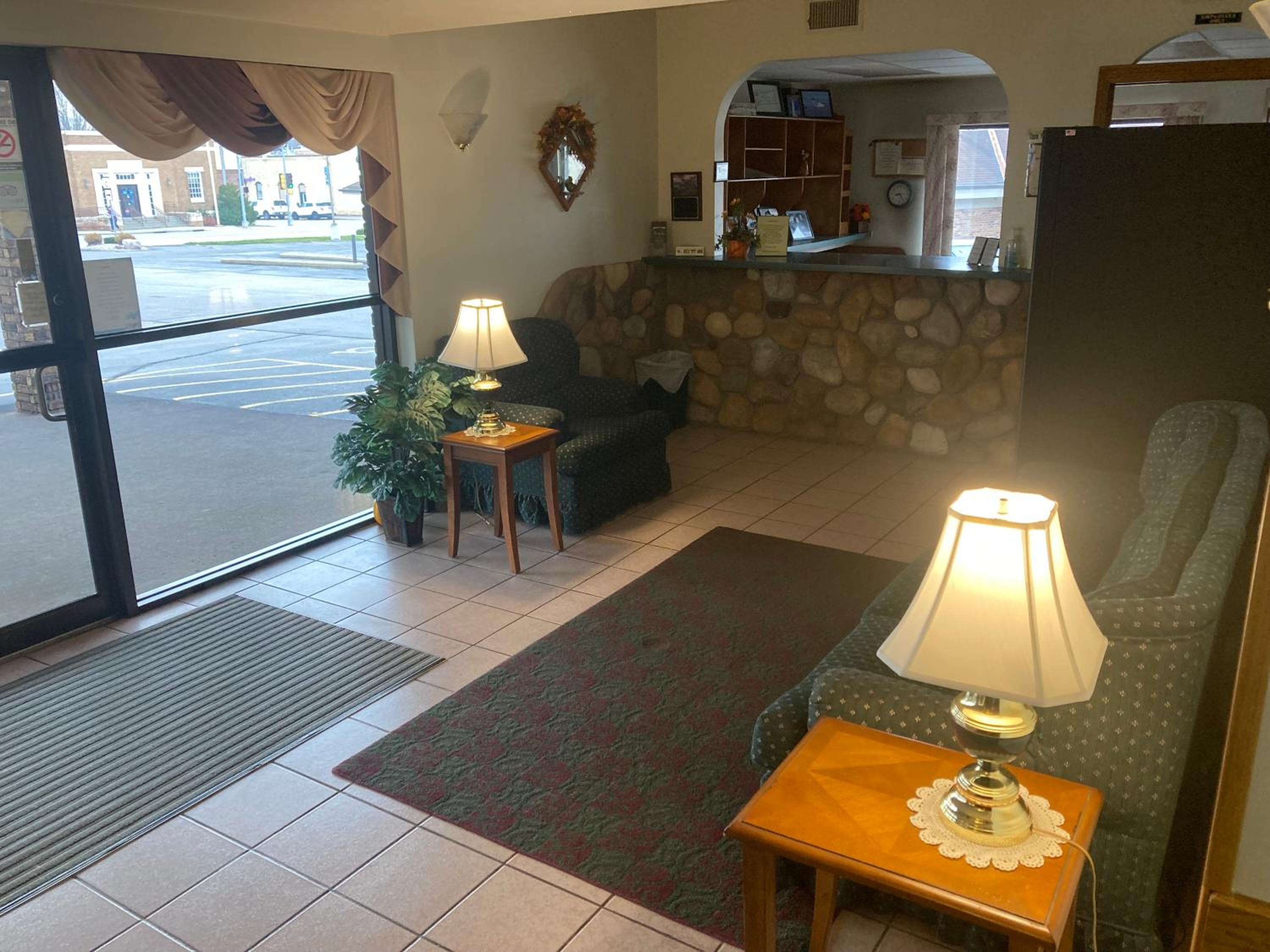 Landmark Motel view 4