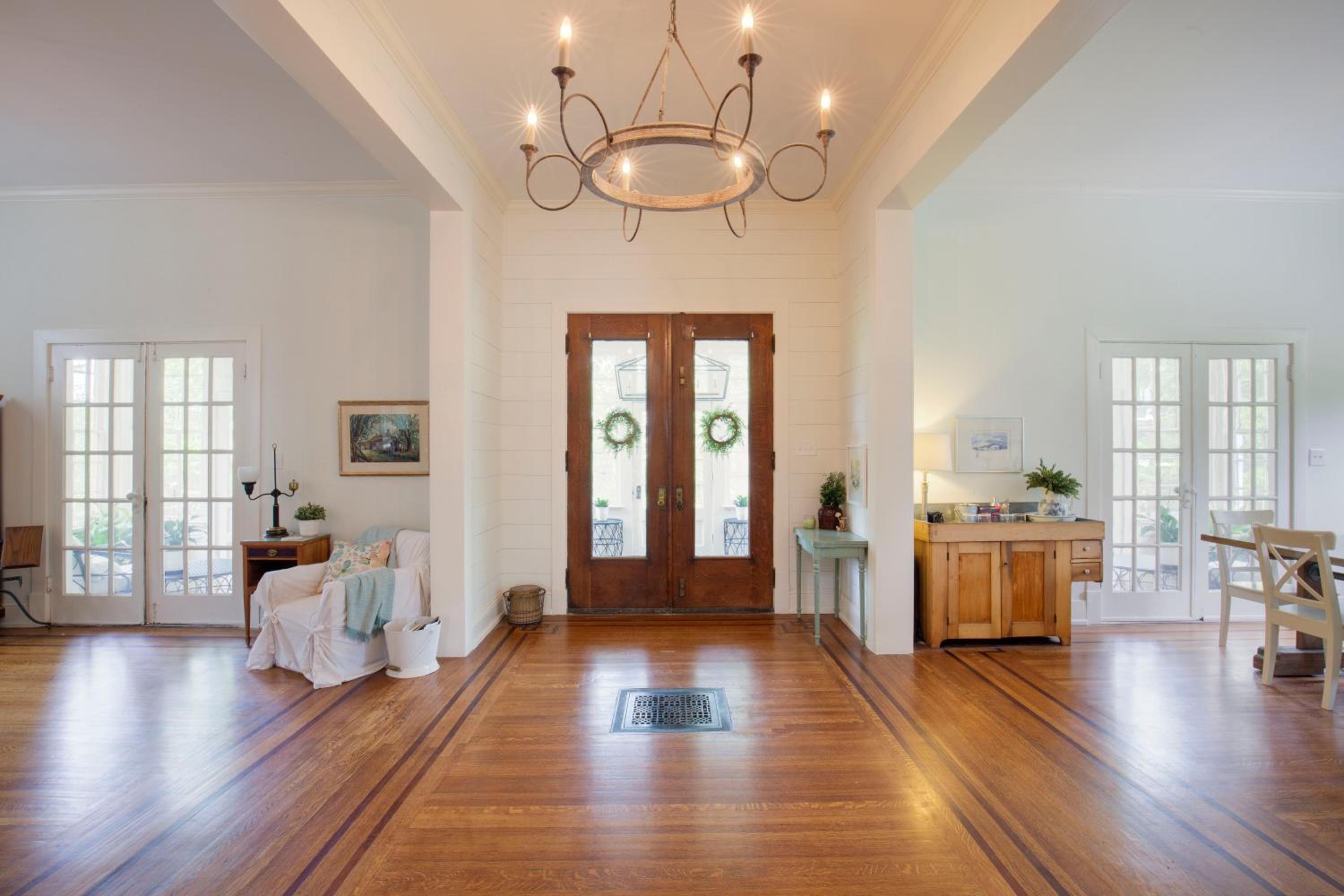 Historic Peterson Mansion view 5