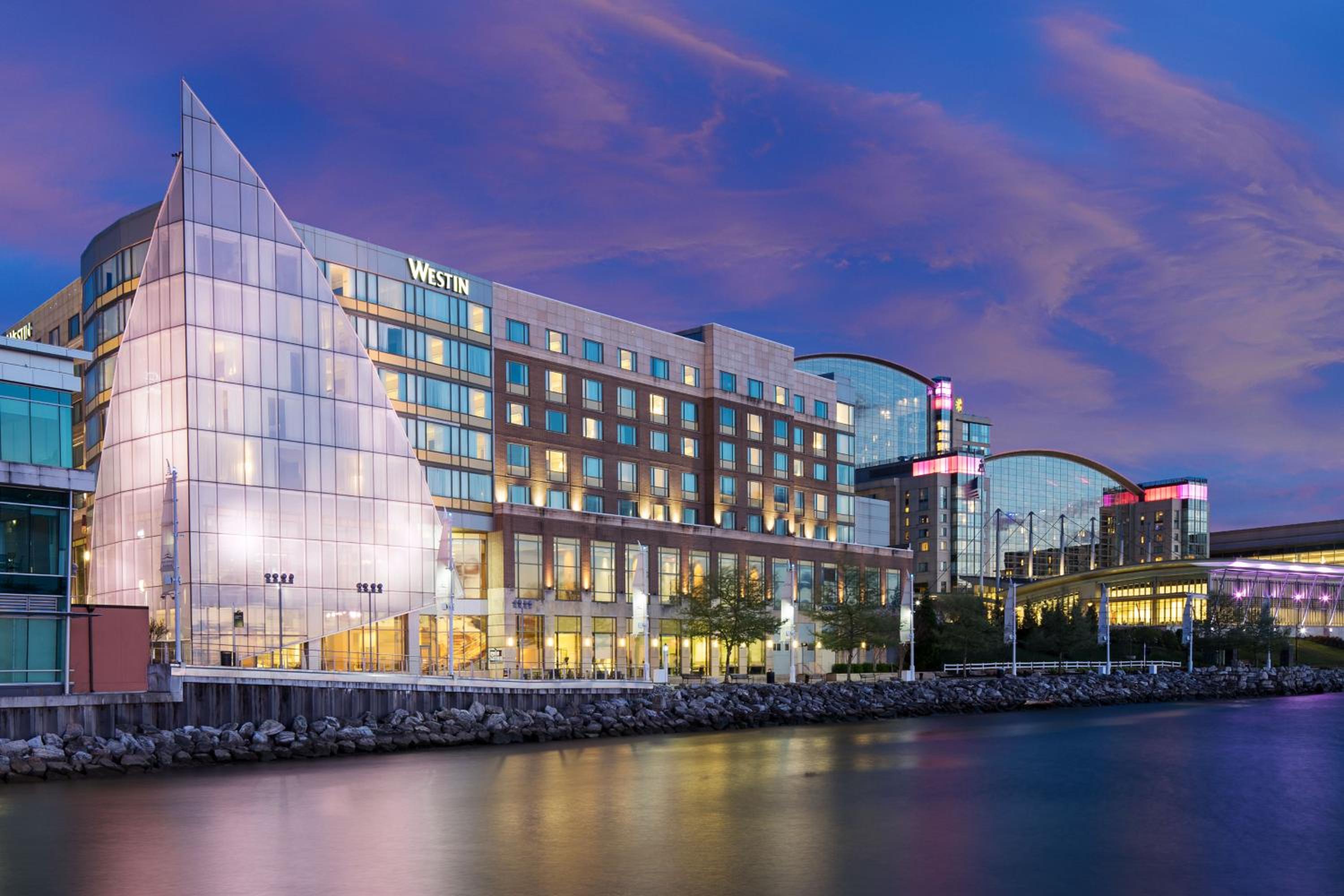Hotel The Westin Washington National Harbor - Image 1