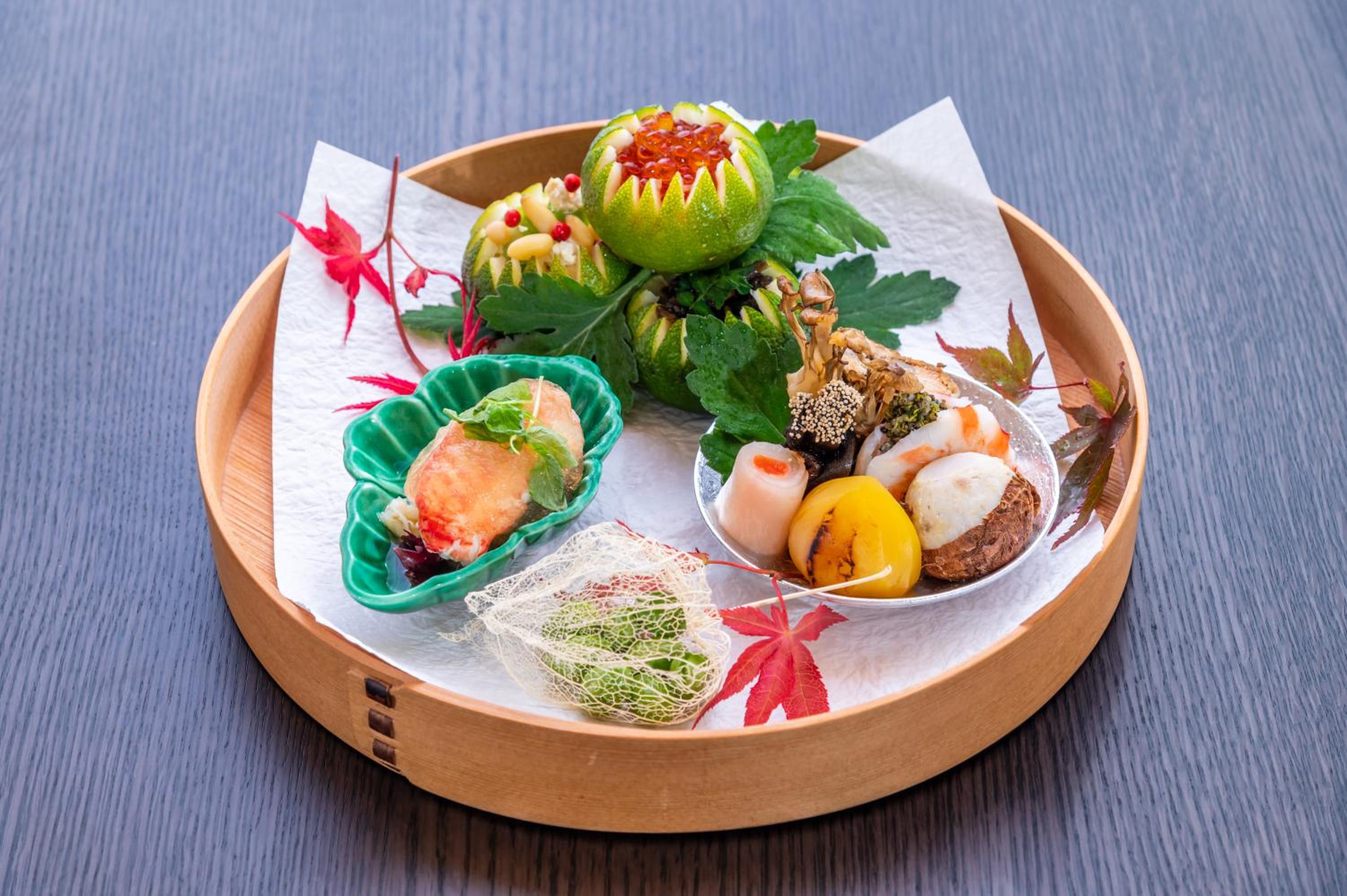 Motoyu Kosenkaku