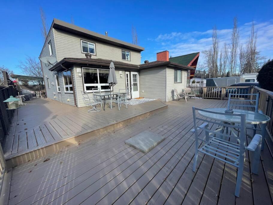 Van Parys Lake House