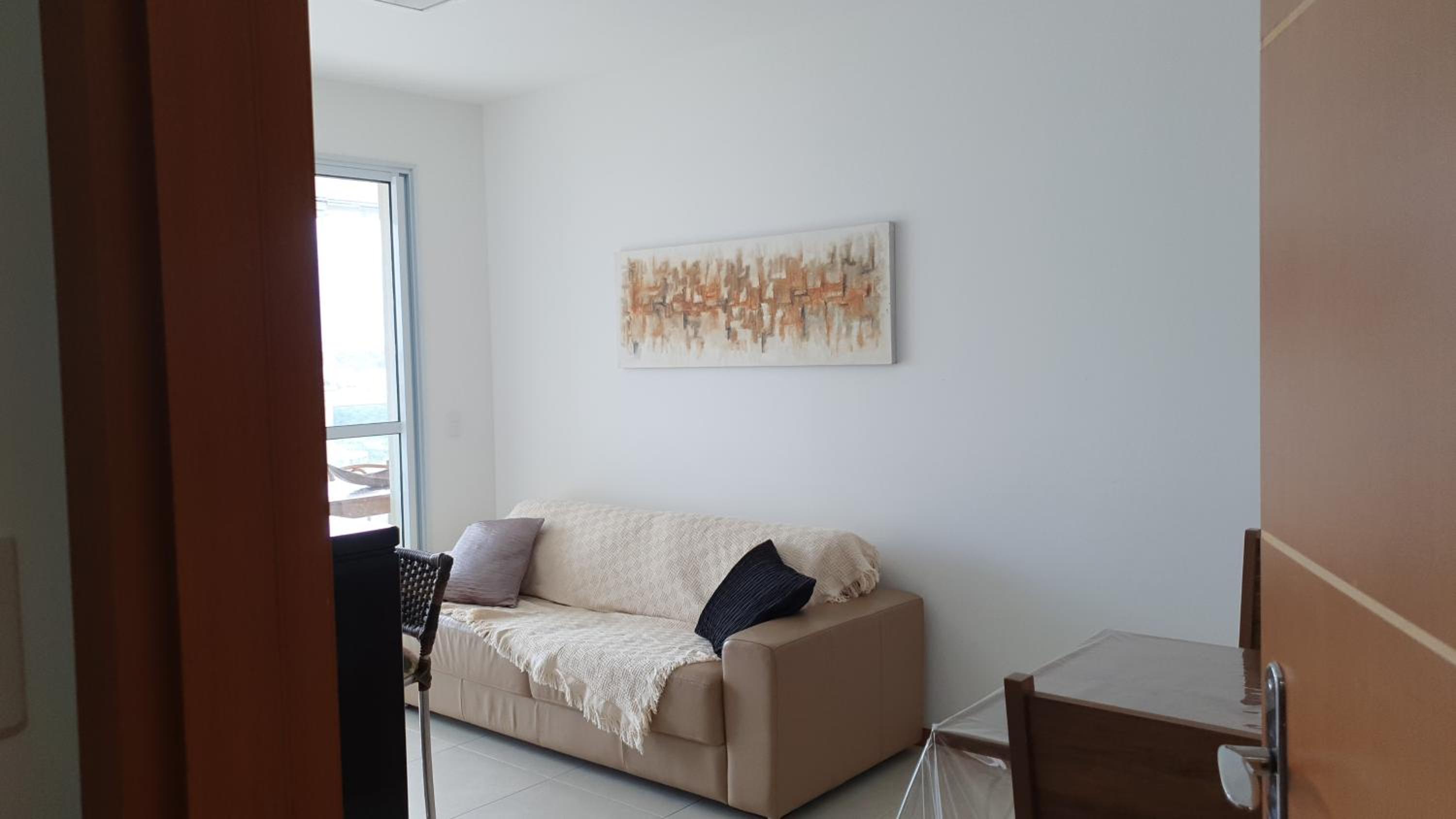 Apt com dois quartos, novo, centro de Guarapari! Varanda gourmet com vista mar, churrasqueira, Smart TV, Wi-Fi 200 MB, Lavadora de roupas e Garagem privati