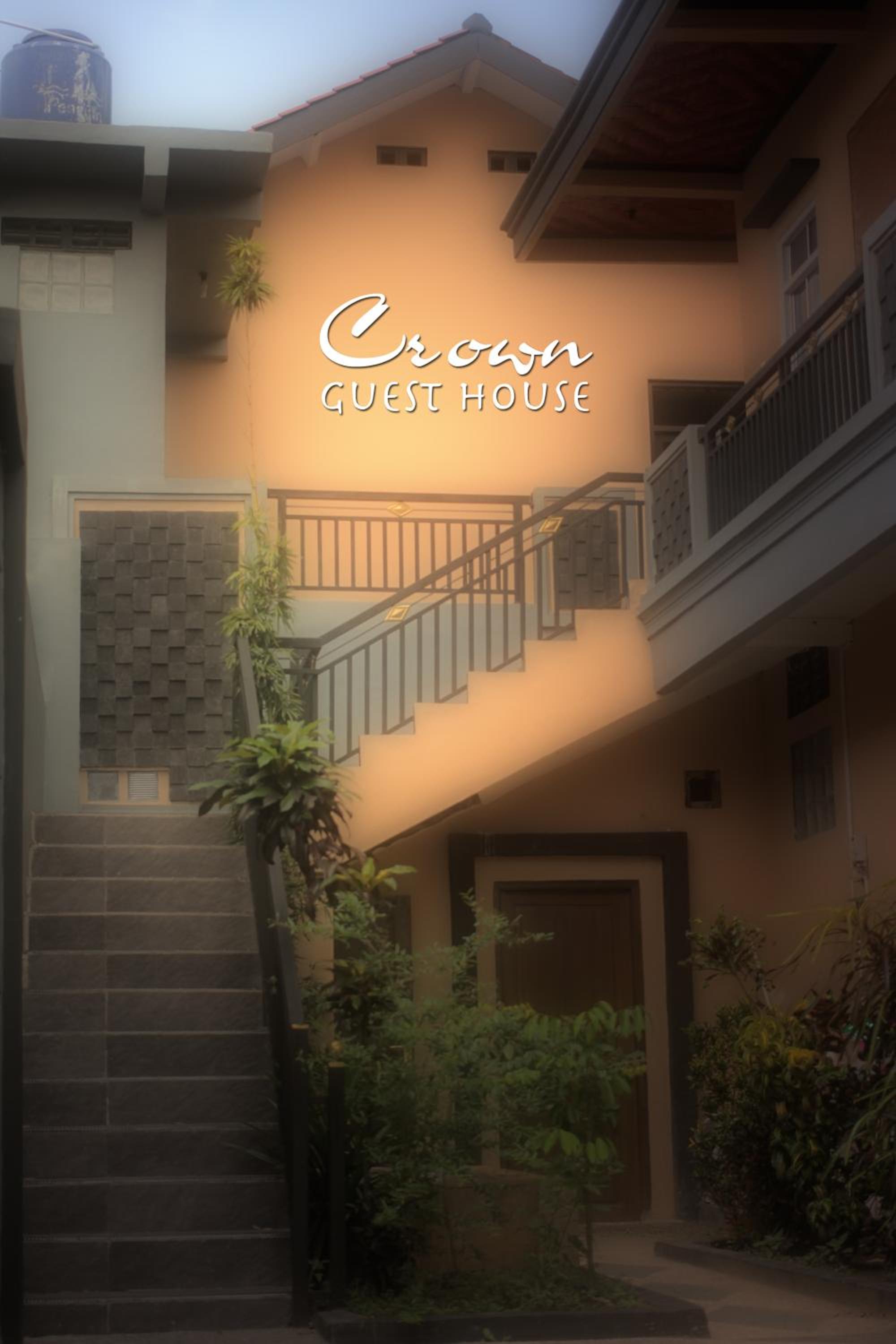 Crown Guest House, photo 34