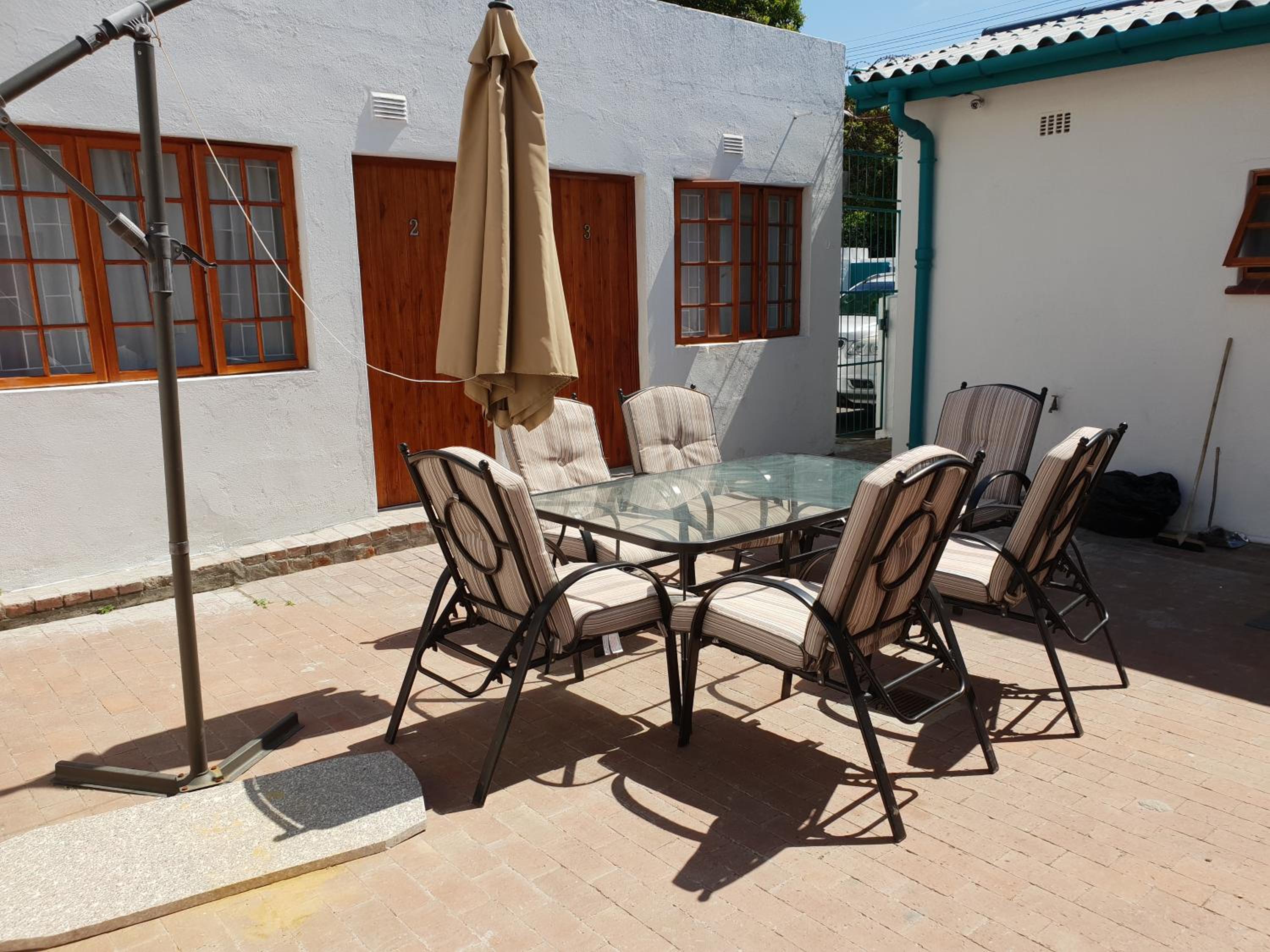 Fama Lodge Single Rooms view 4