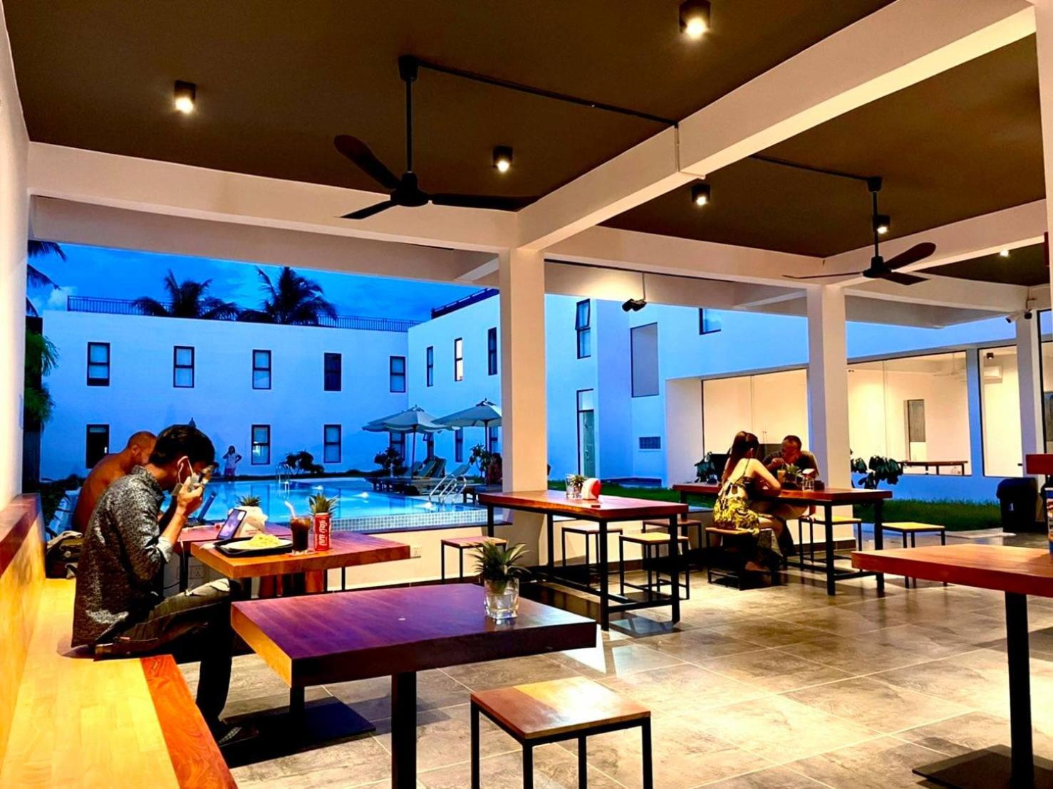 Onederz Kampot view 3