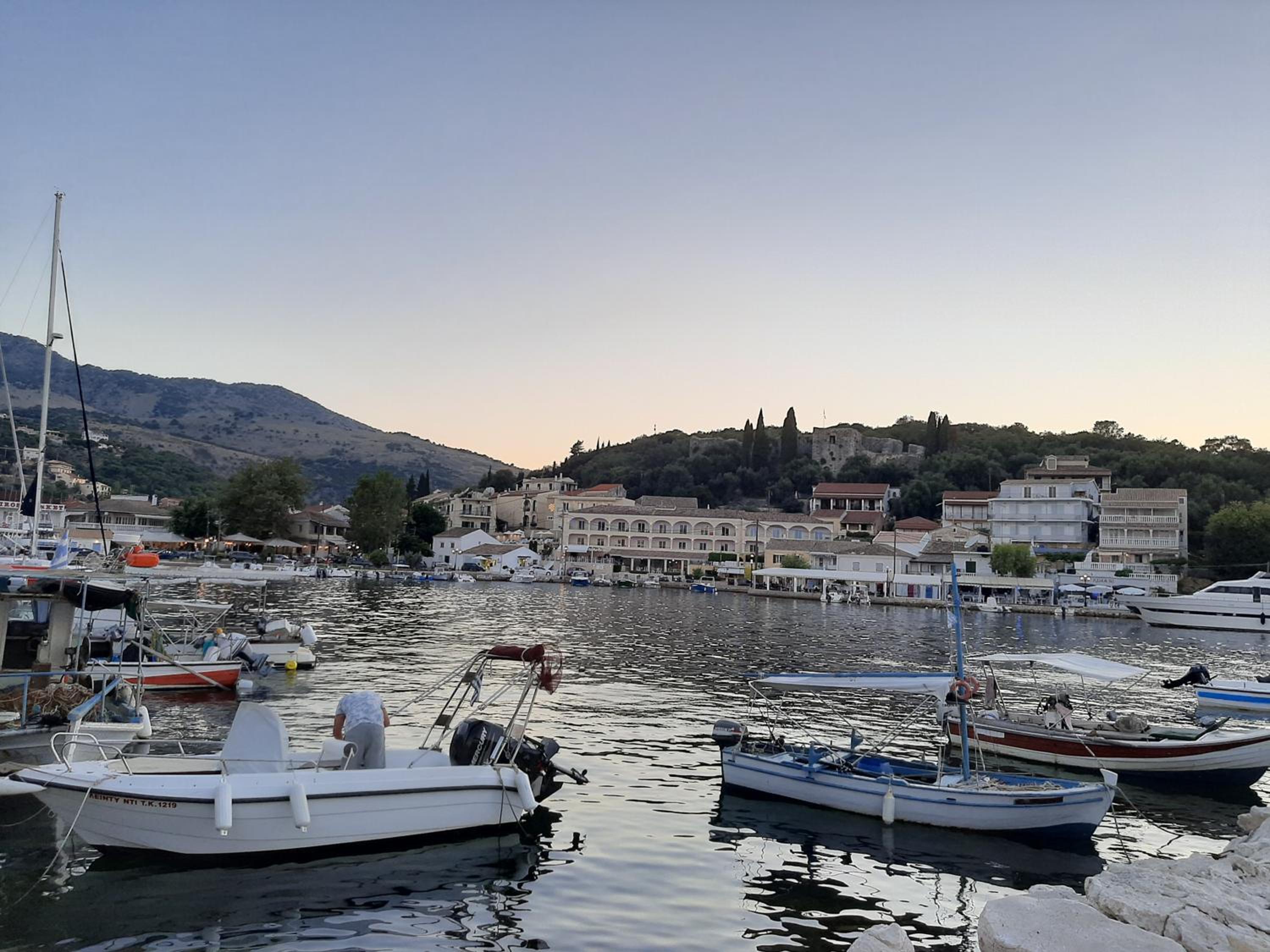 Hotel Villa Bacchus Kassiopi Corfu - Image 1