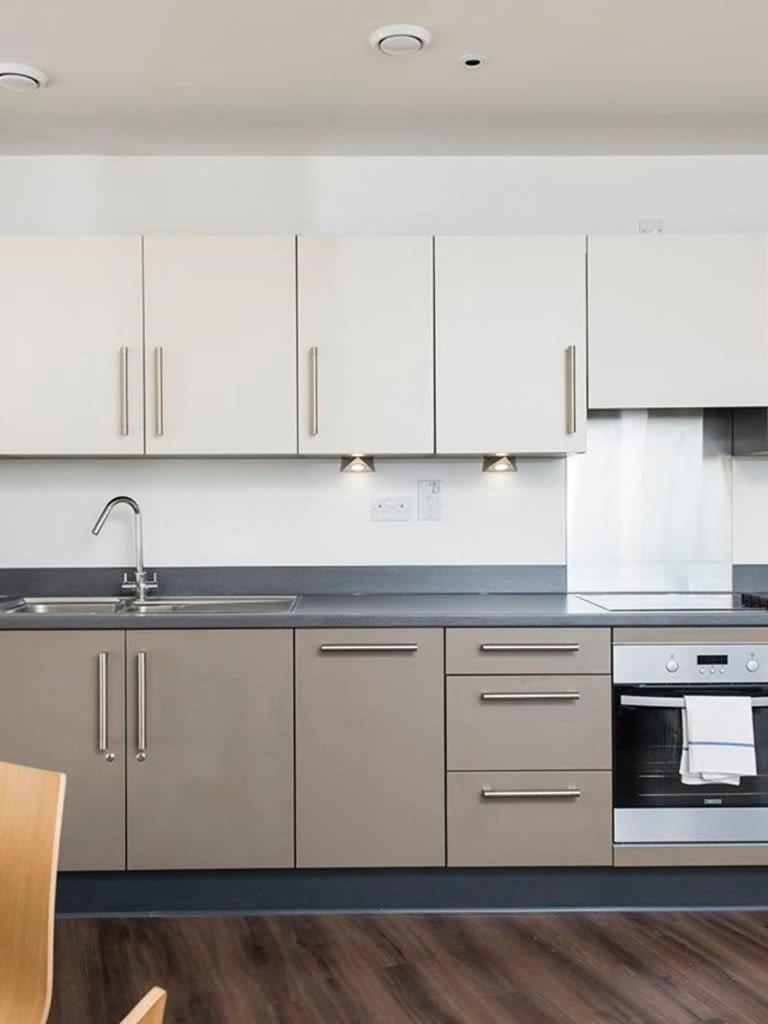Two bedroom apartments close to Heathrow