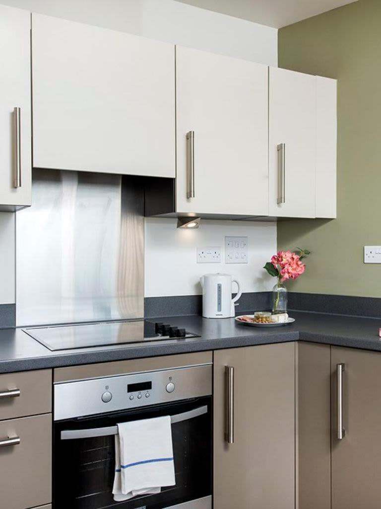 Two bedroom apartments close to Heathrow