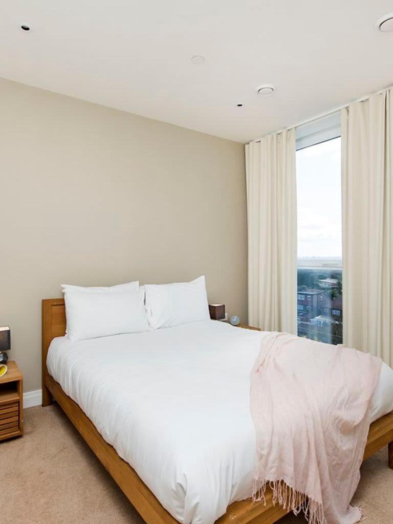 Two bedroom apartments close to Heathrow