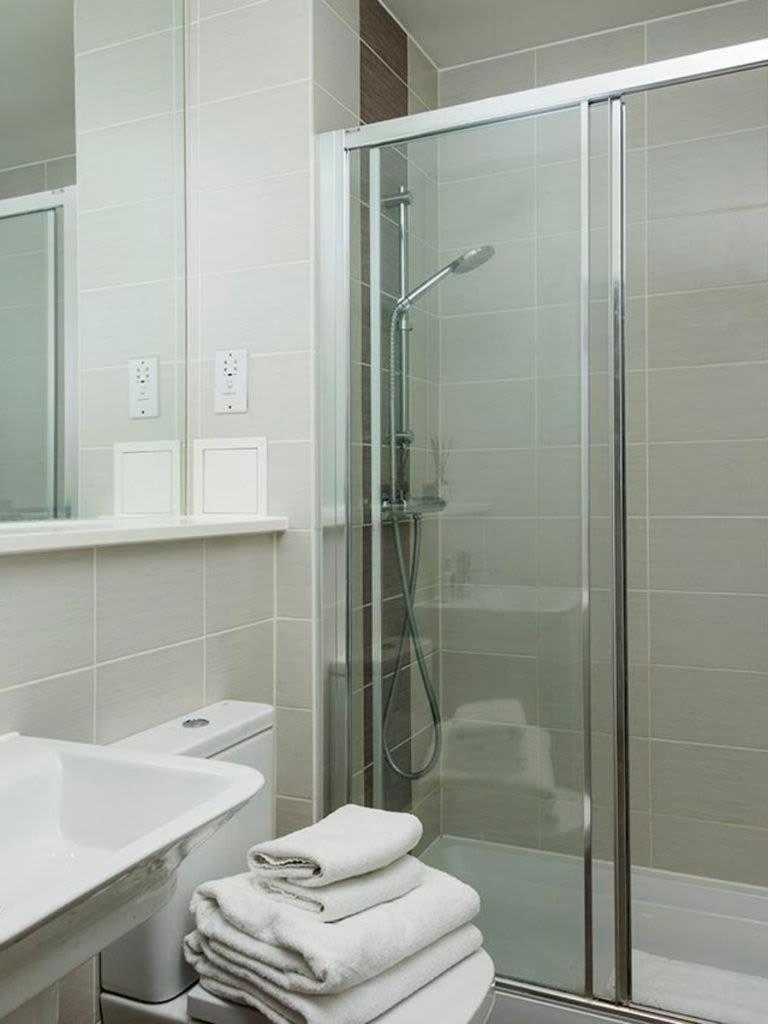 Two bedroom apartments close to Heathrow