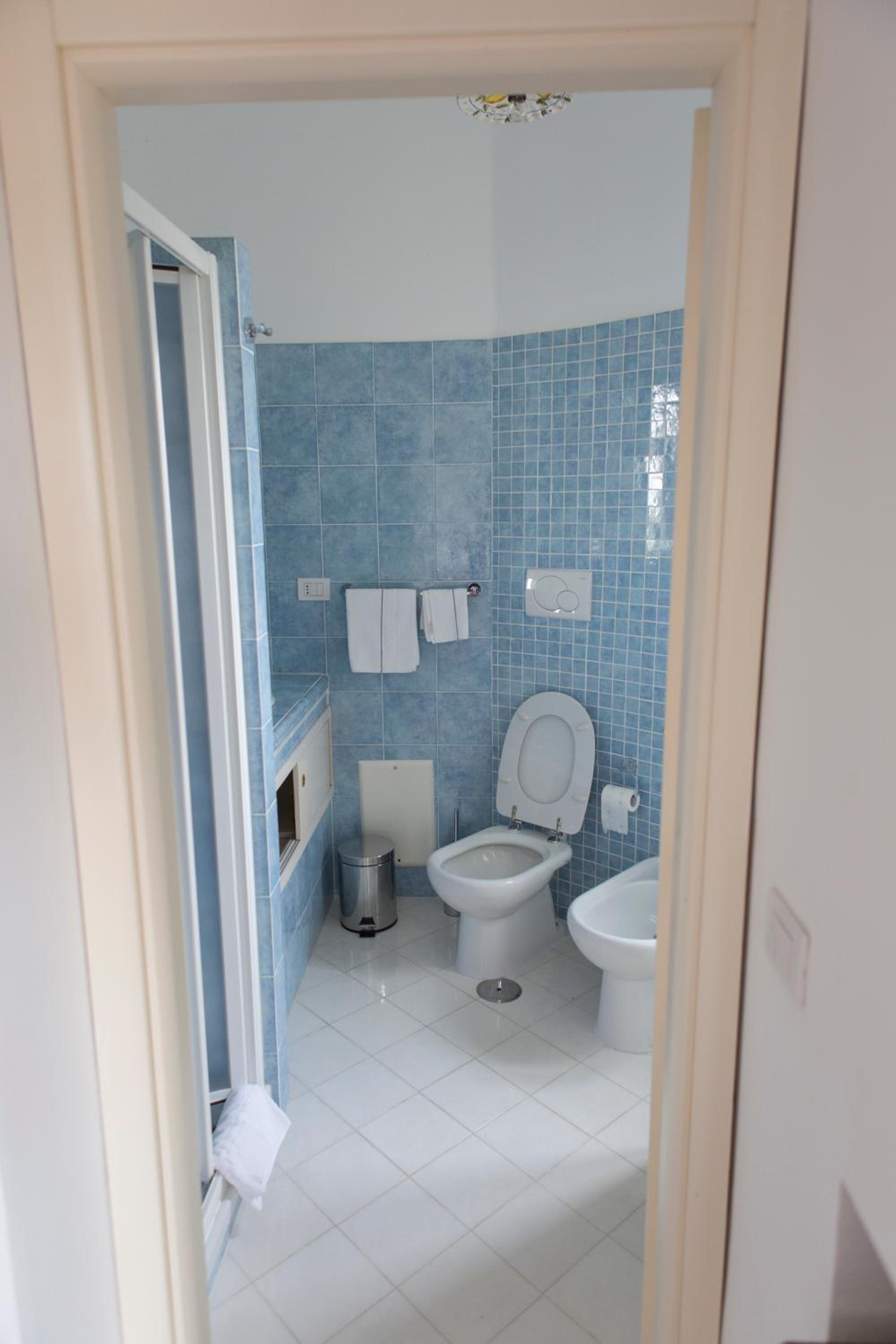 Photo 28