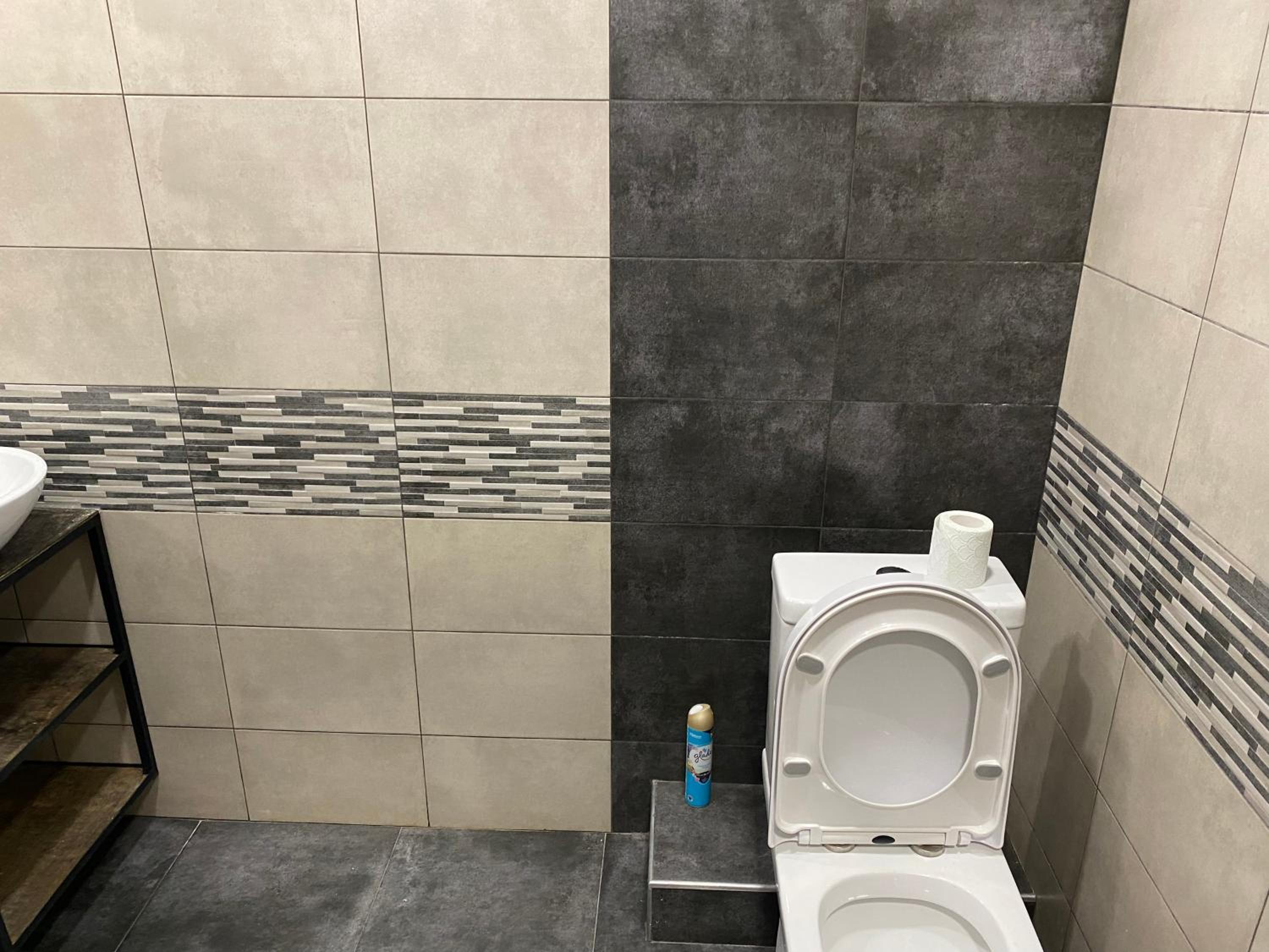 One Central Apartment
