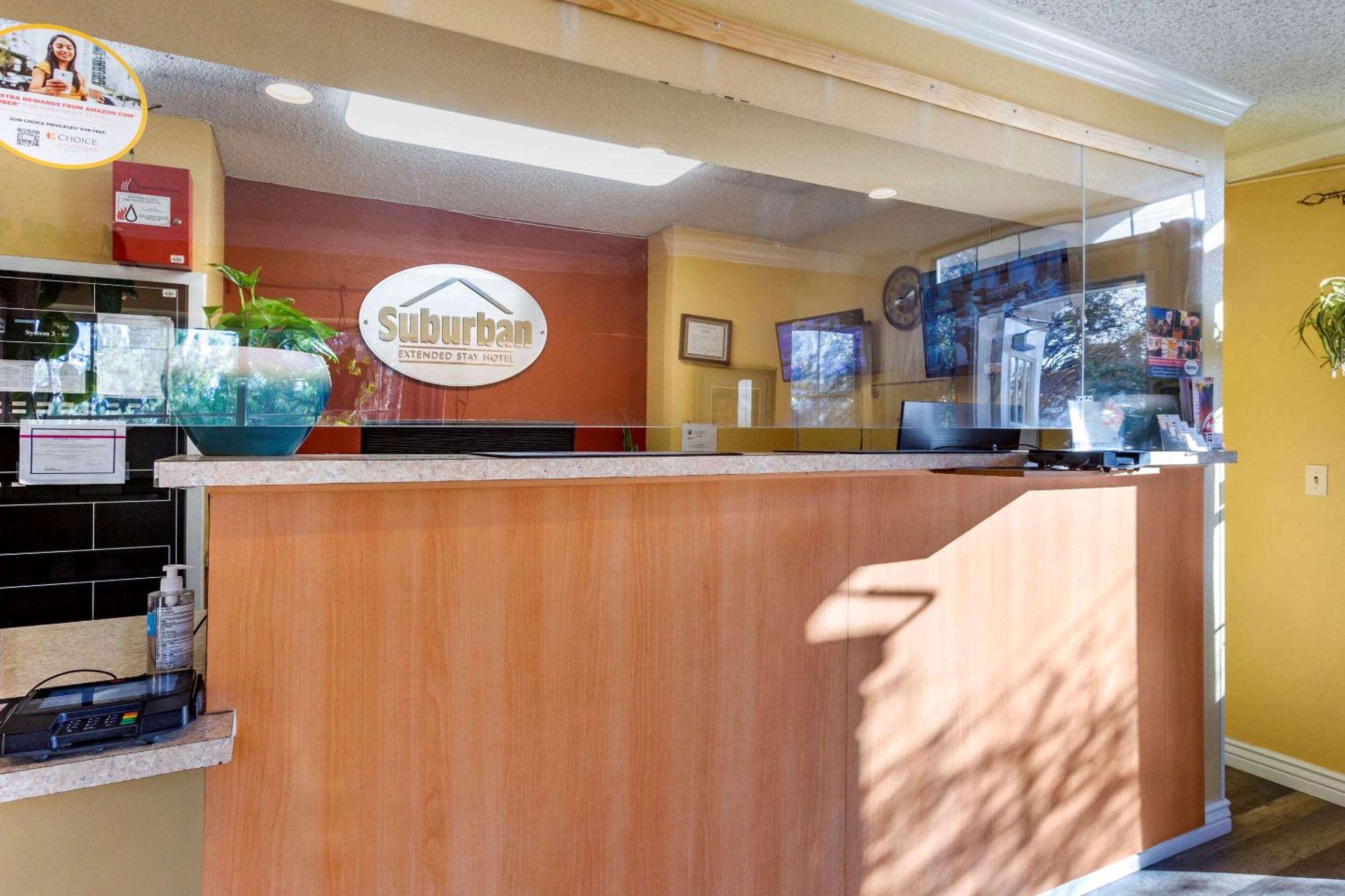 Suburban Studios Albuquerque Uptown