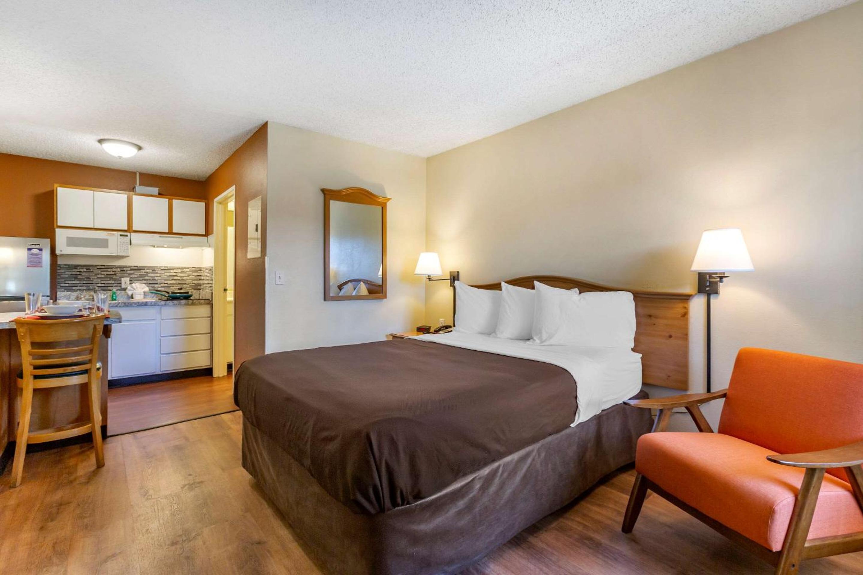 Suburban Studios Albuquerque Uptown, 写真 25