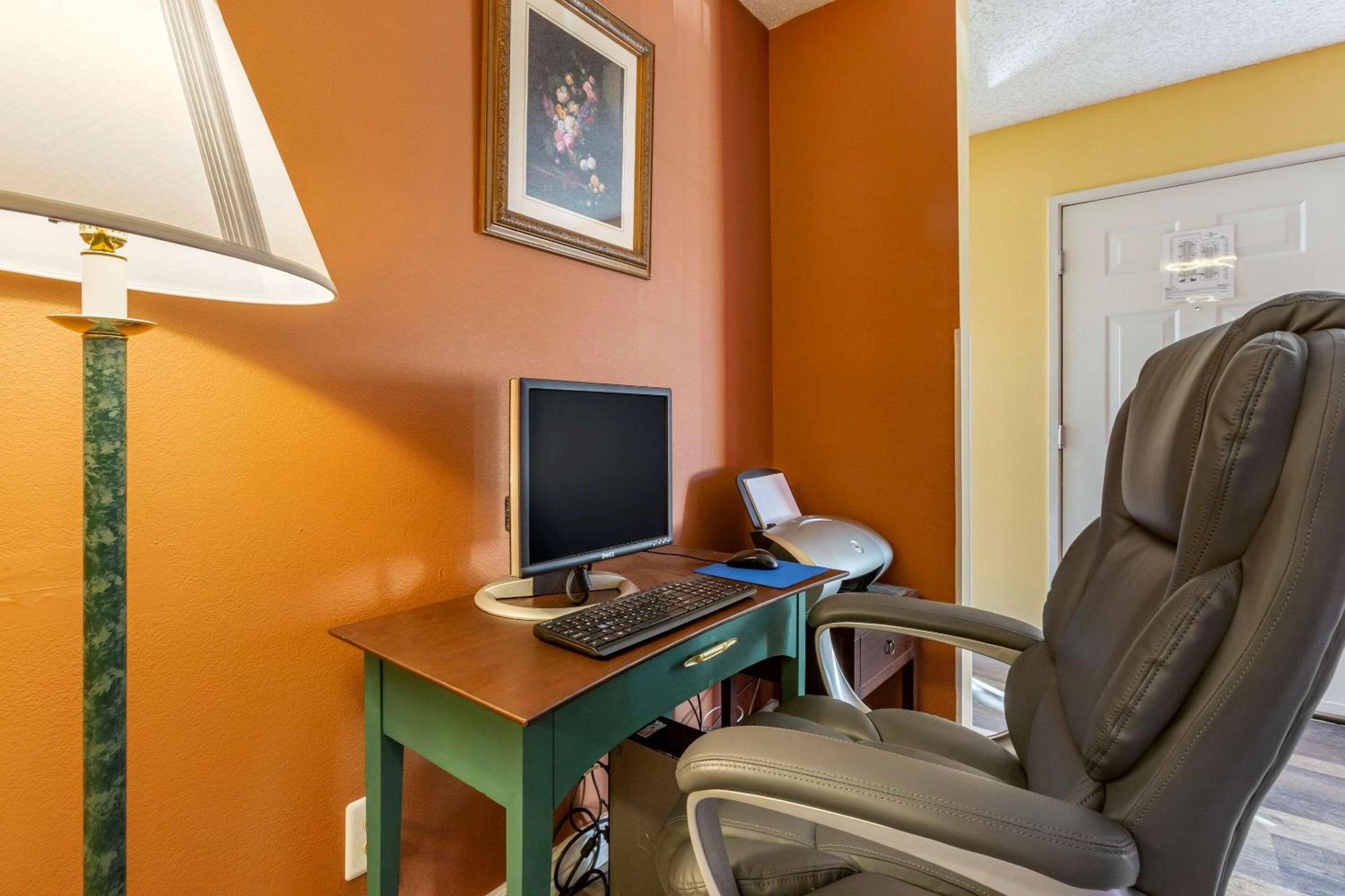 Suburban Studios Albuquerque Uptown, 写真 29