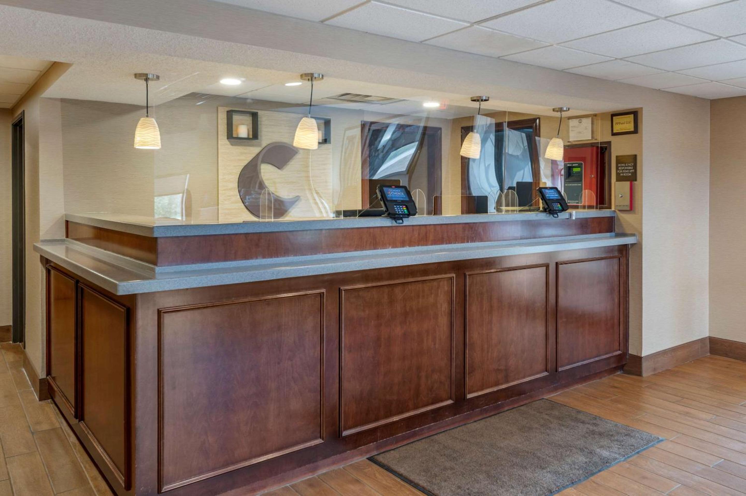 Comfort Inn Lexington I-75 view 3