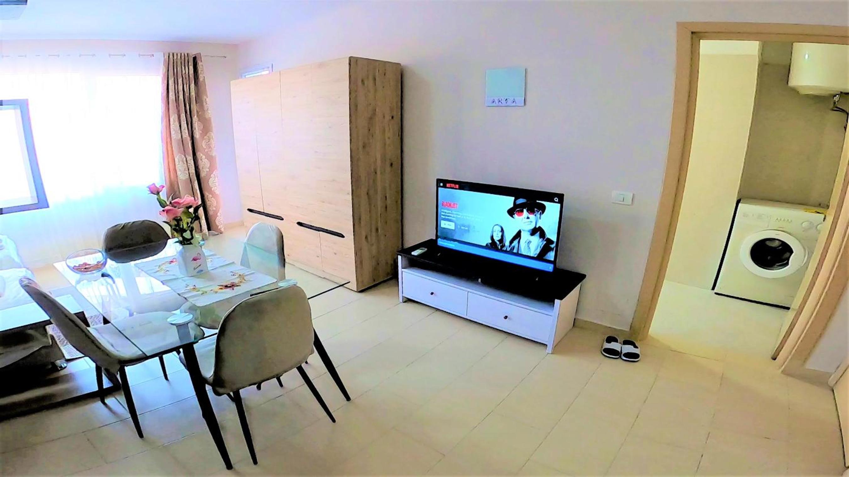 Eni`s Apartments