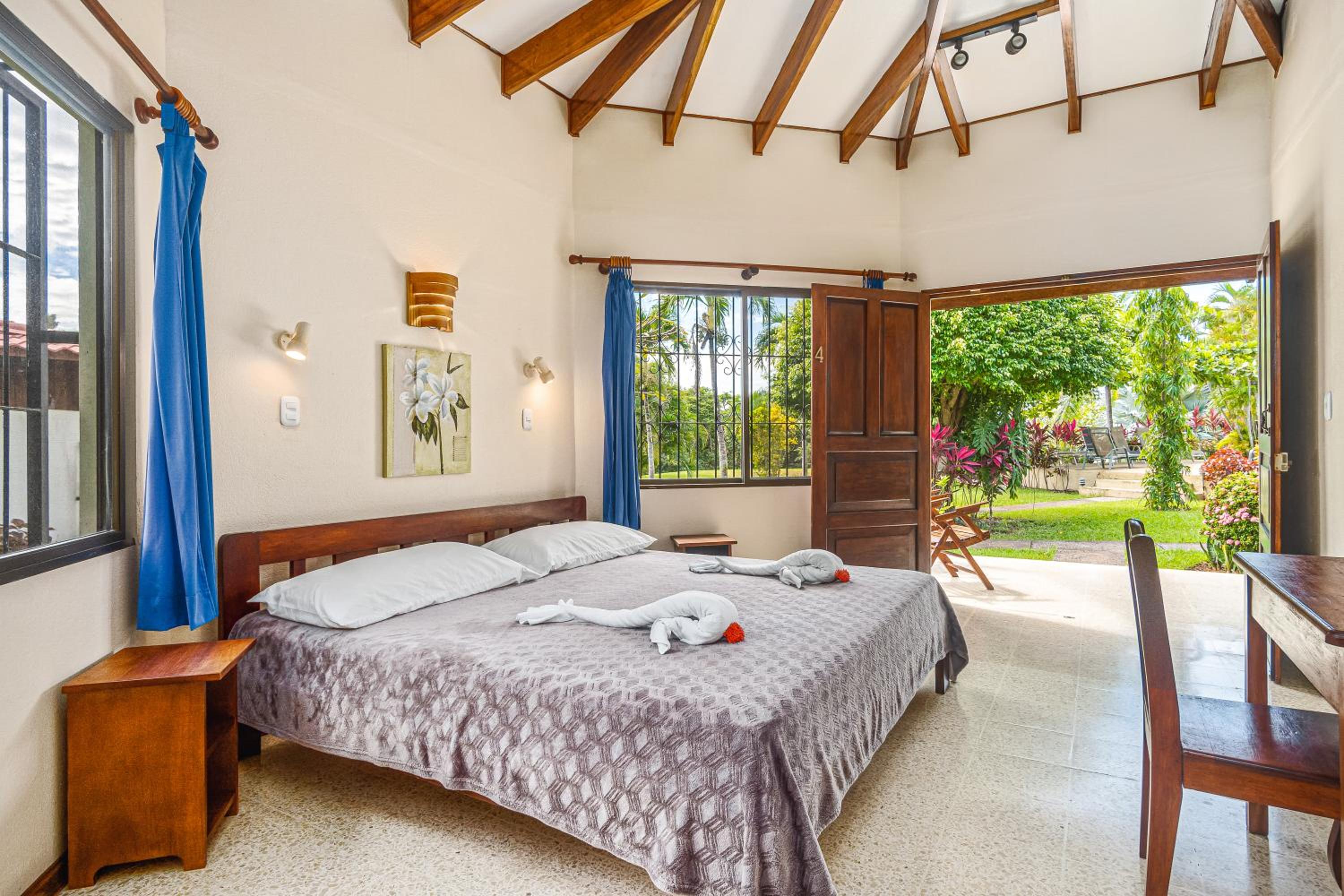 Guacamaya Lodge