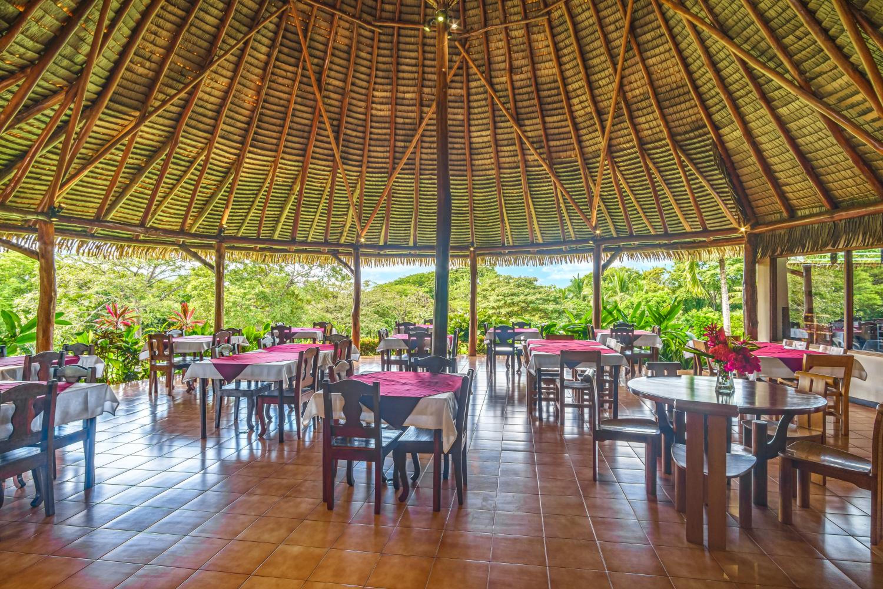 Guacamaya Lodge