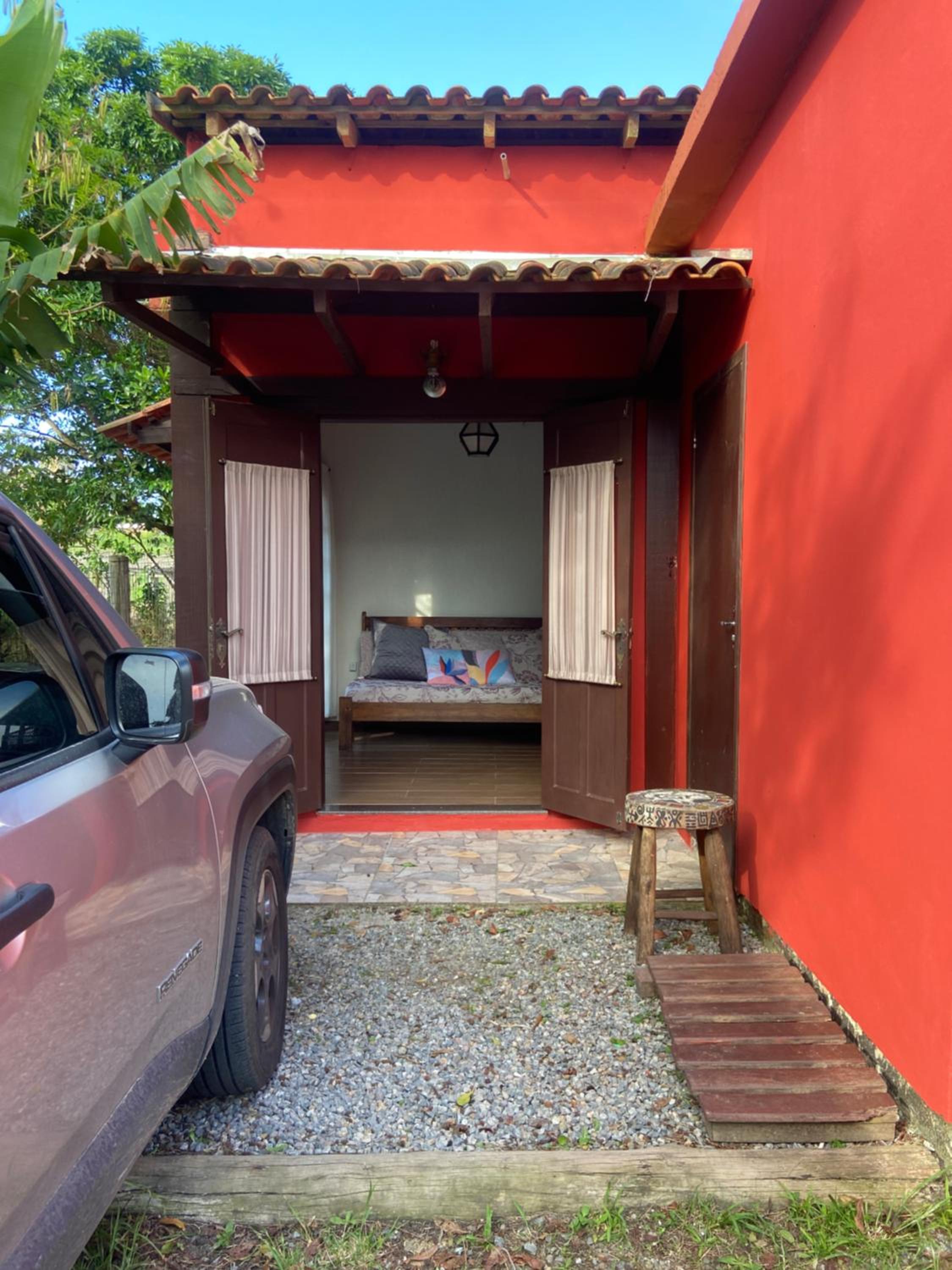 Casa Solana - confortável, em rua calma, no centro do Rosa